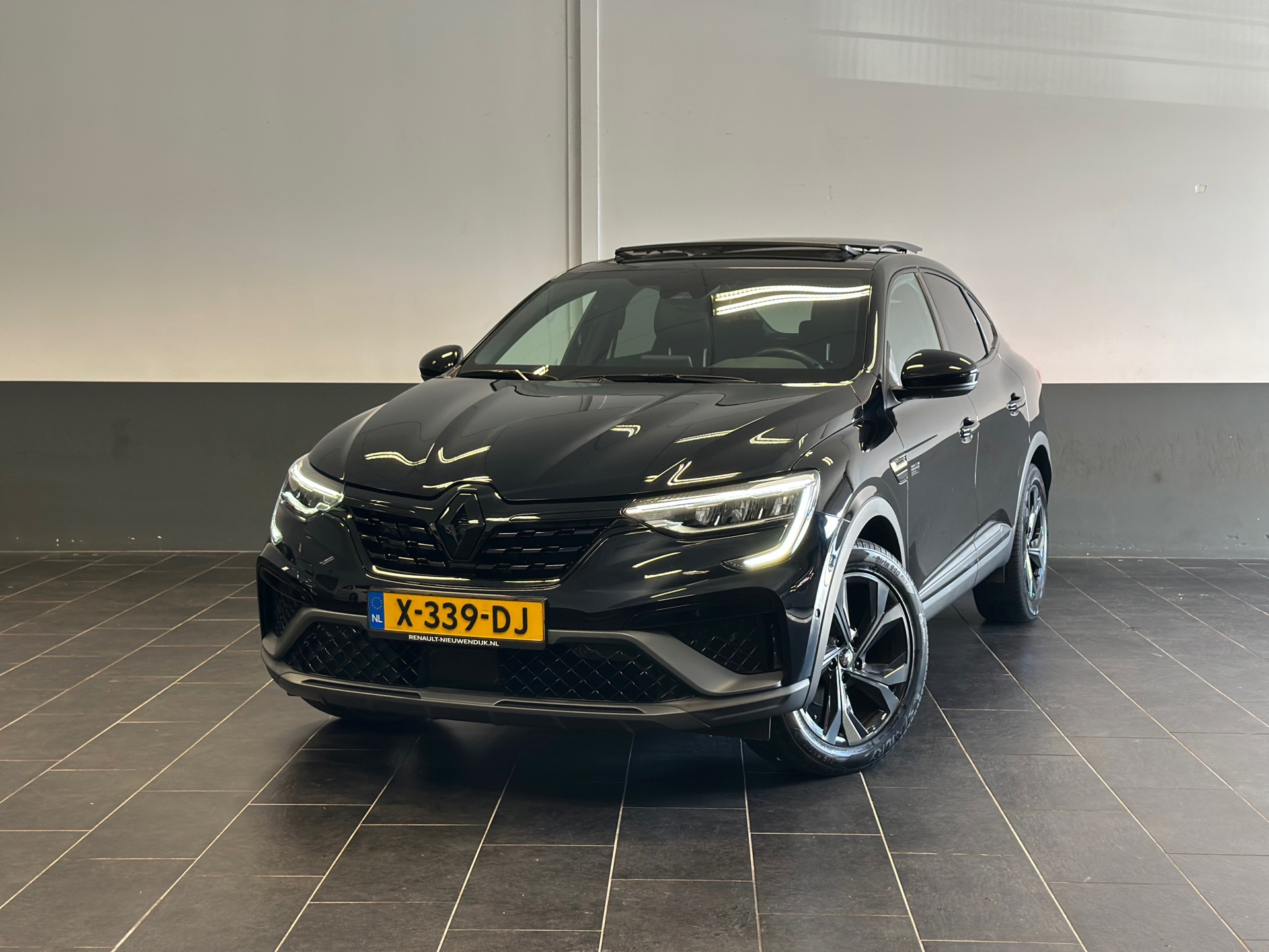 Foto van Renault Arkana E-tech