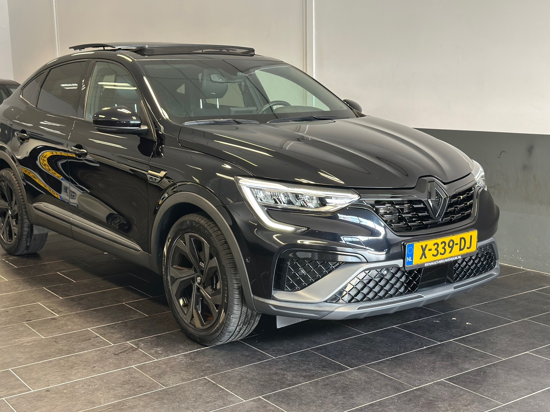 Foto van Renault Arkana E-tech