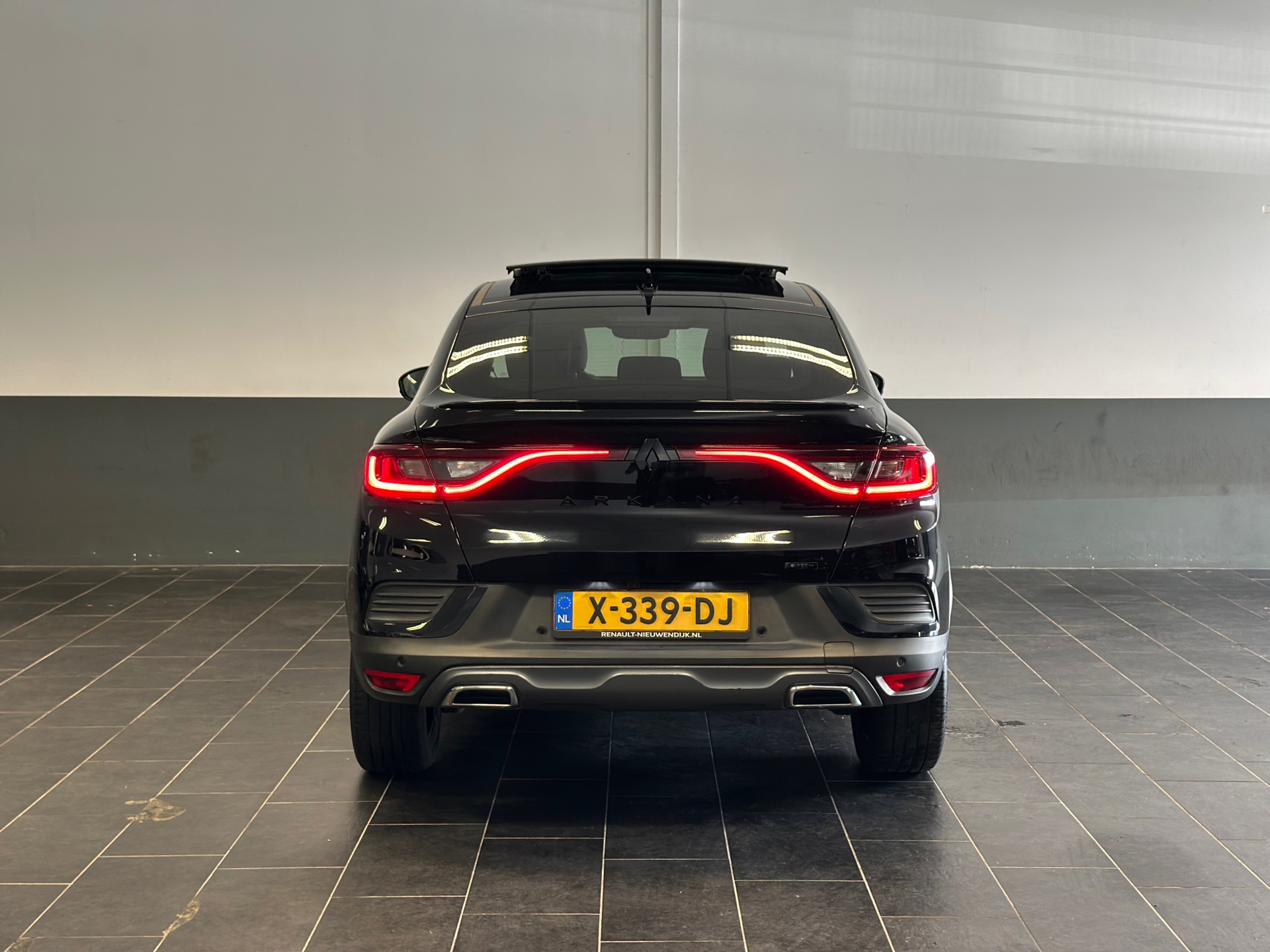 Foto van Renault Arkana E-tech