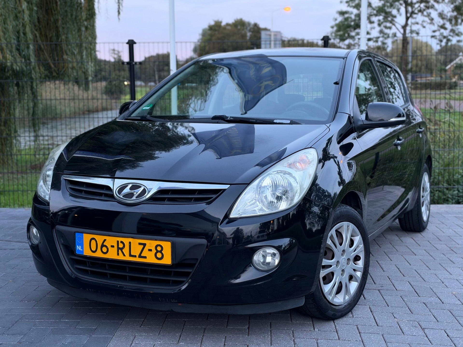 Hyundai I20 1.2i i-Motion AIRCO / NAP / APK 29-07-2027 2011 - voorkant