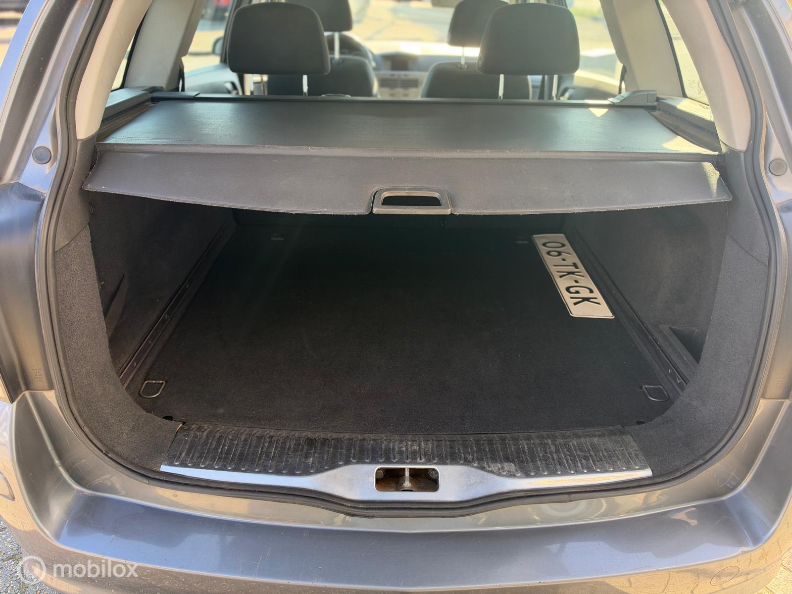 Foto van Opel Astra Station Wagon
