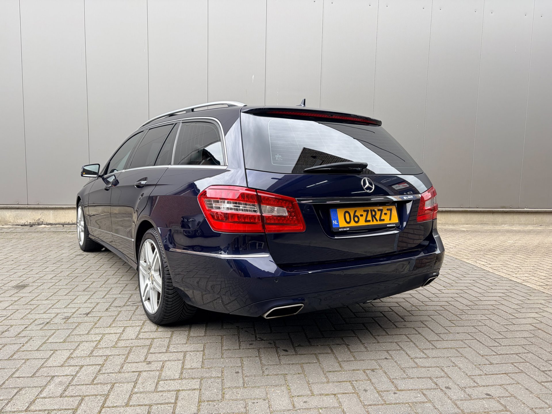 Foto van Mercedes-Benz E 500