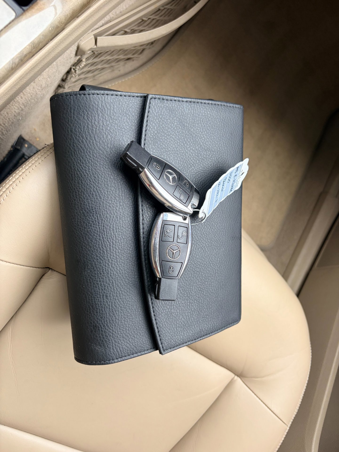 Foto van Mercedes-Benz E 500