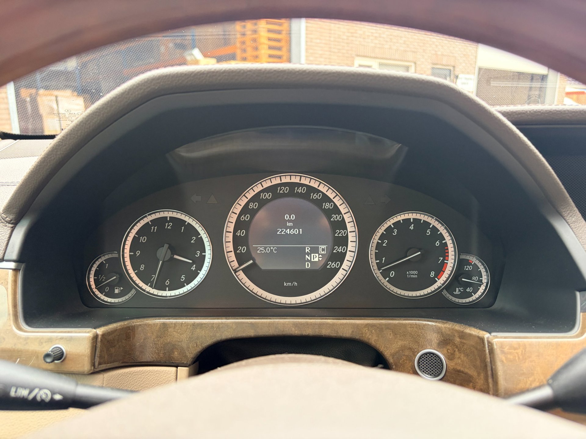 Foto van Mercedes-Benz E 500