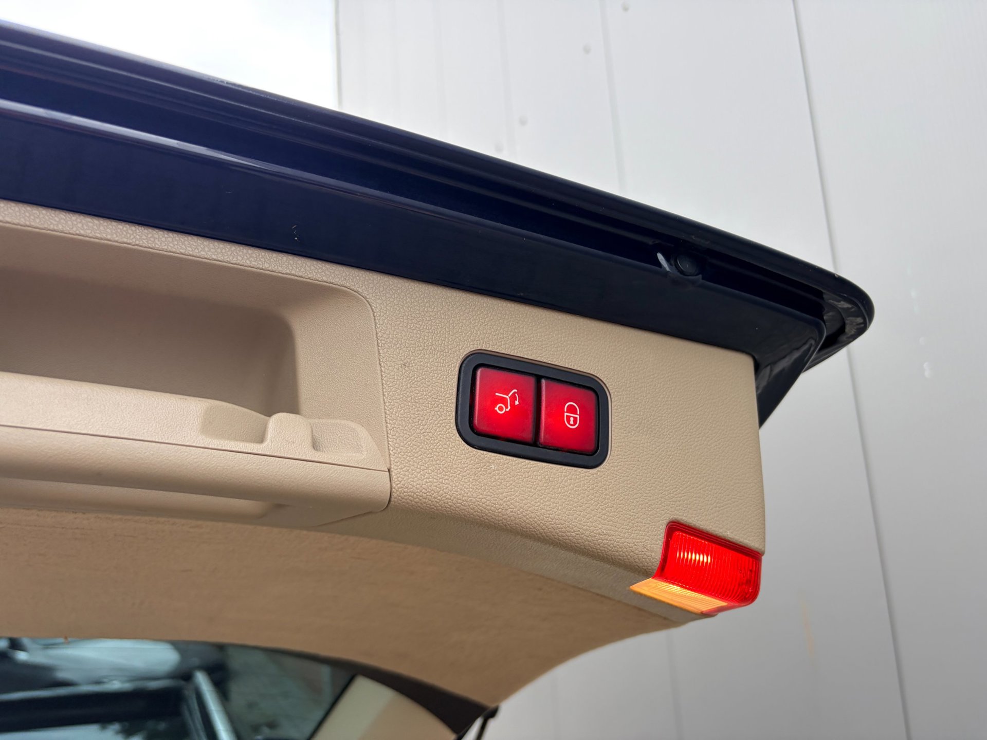 Foto van Mercedes-Benz E 500