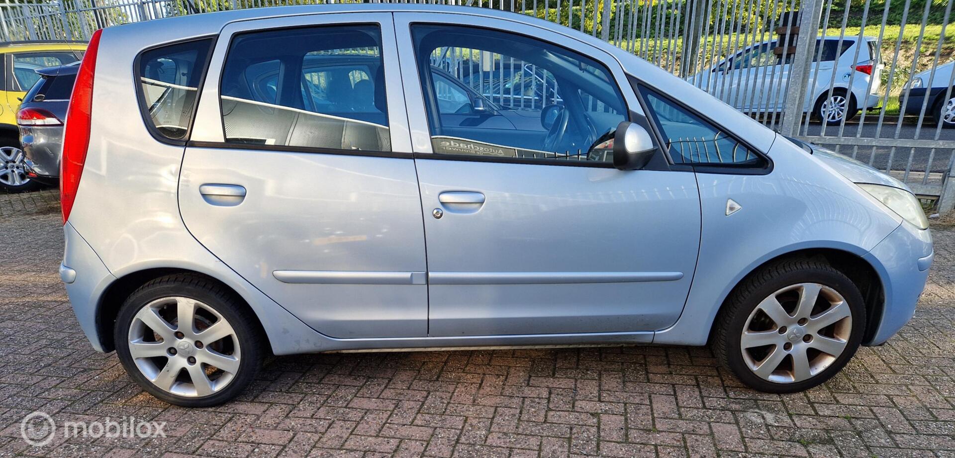 Foto van Mitsubishi Mitsubishi Colt