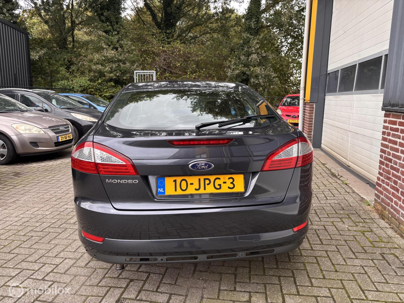 Foto van Ford Mondeo
