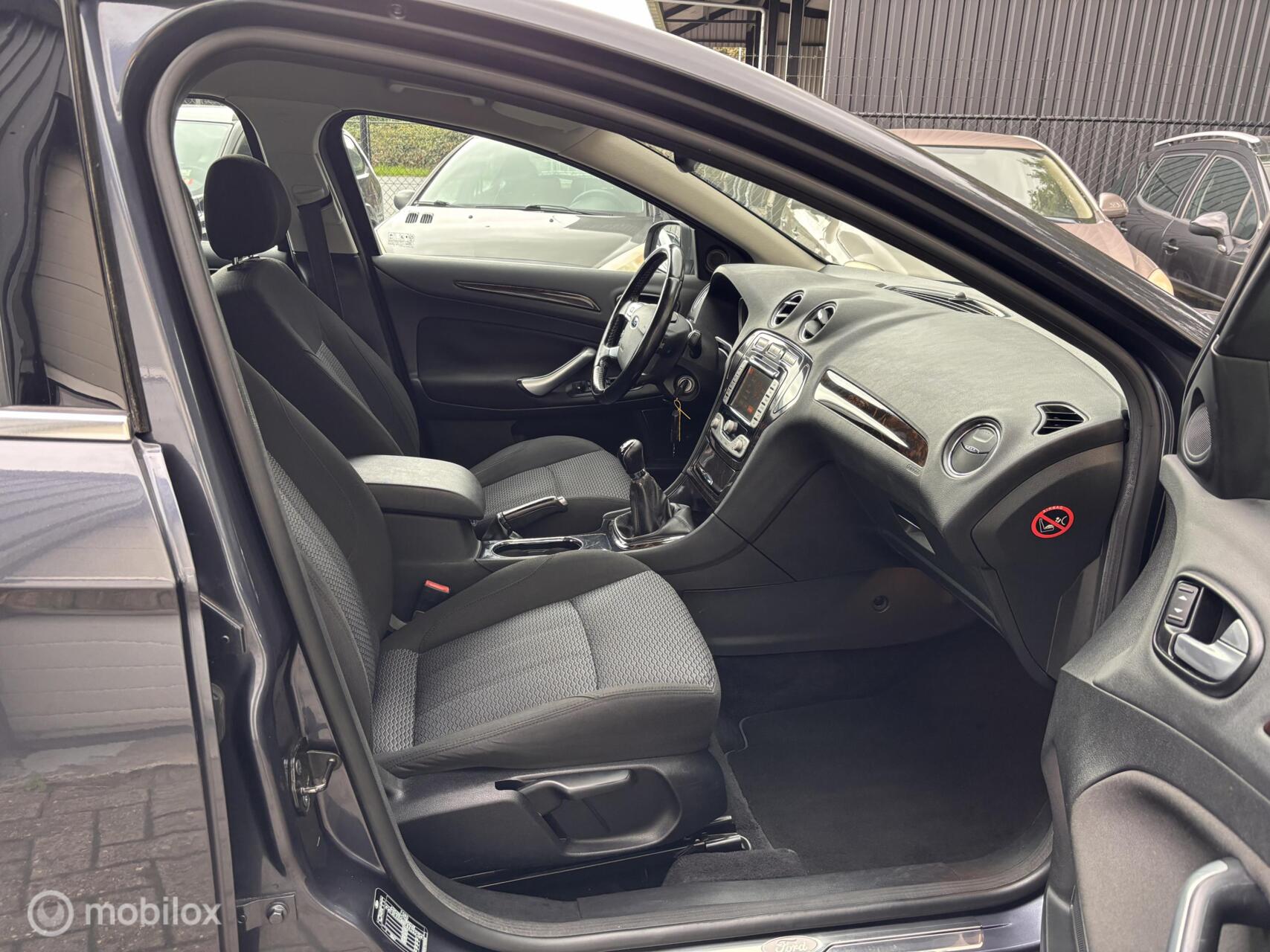 Foto van Ford Mondeo