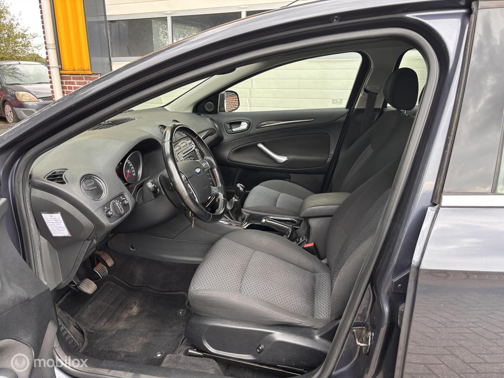 Foto van Ford Mondeo
