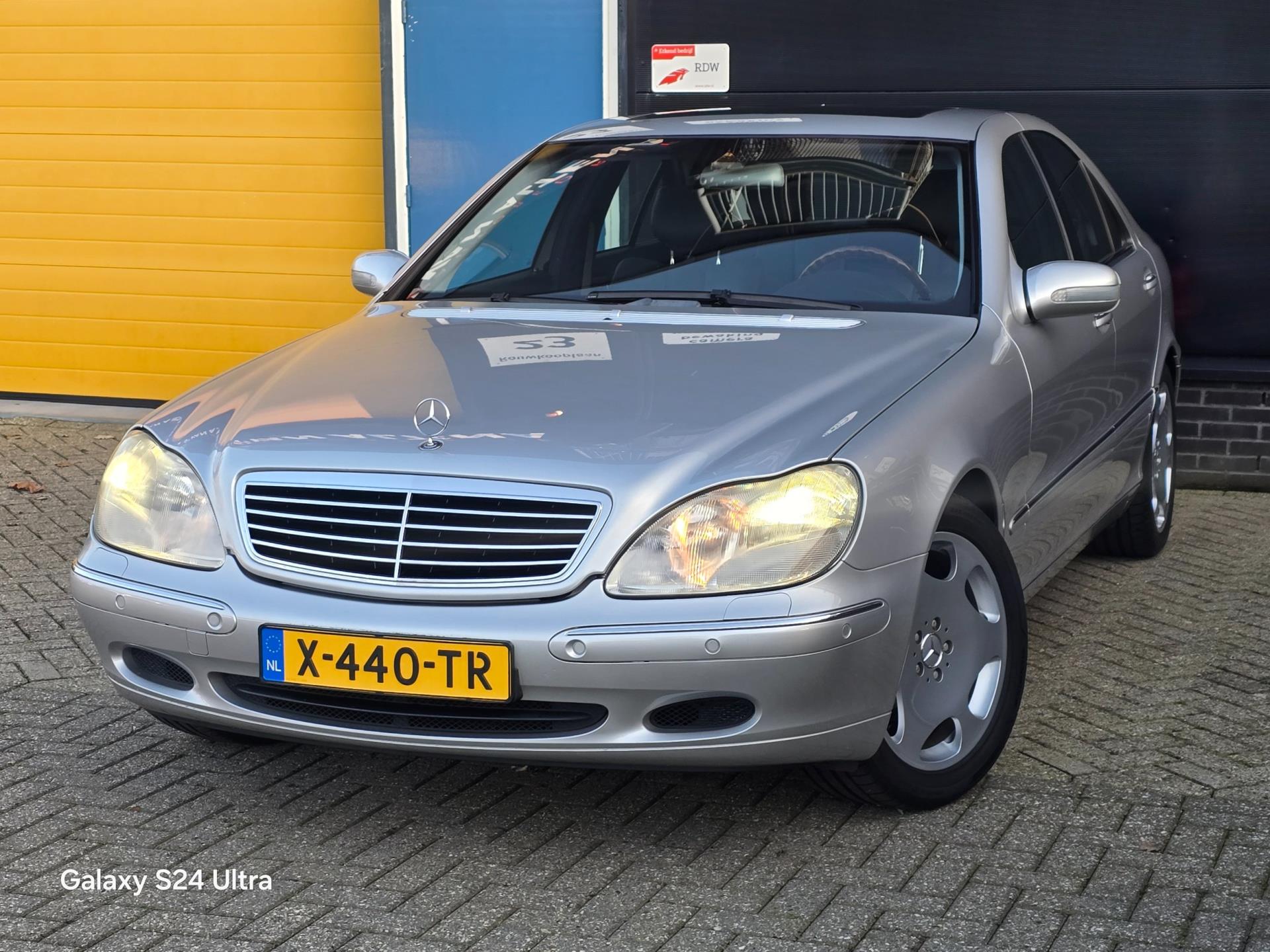 Foto van Mercedes-Benz S 320