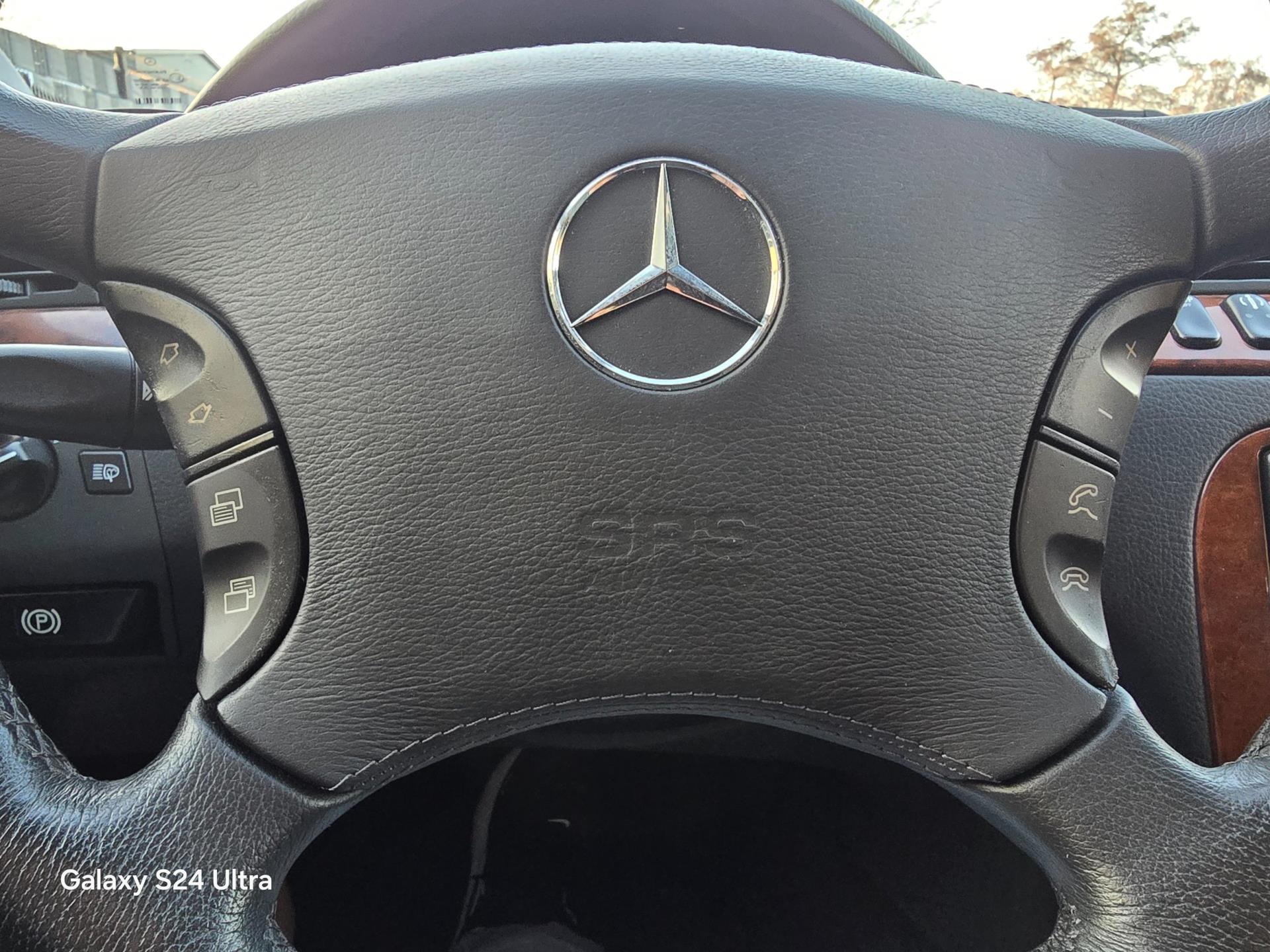 Foto van Mercedes-Benz S 320