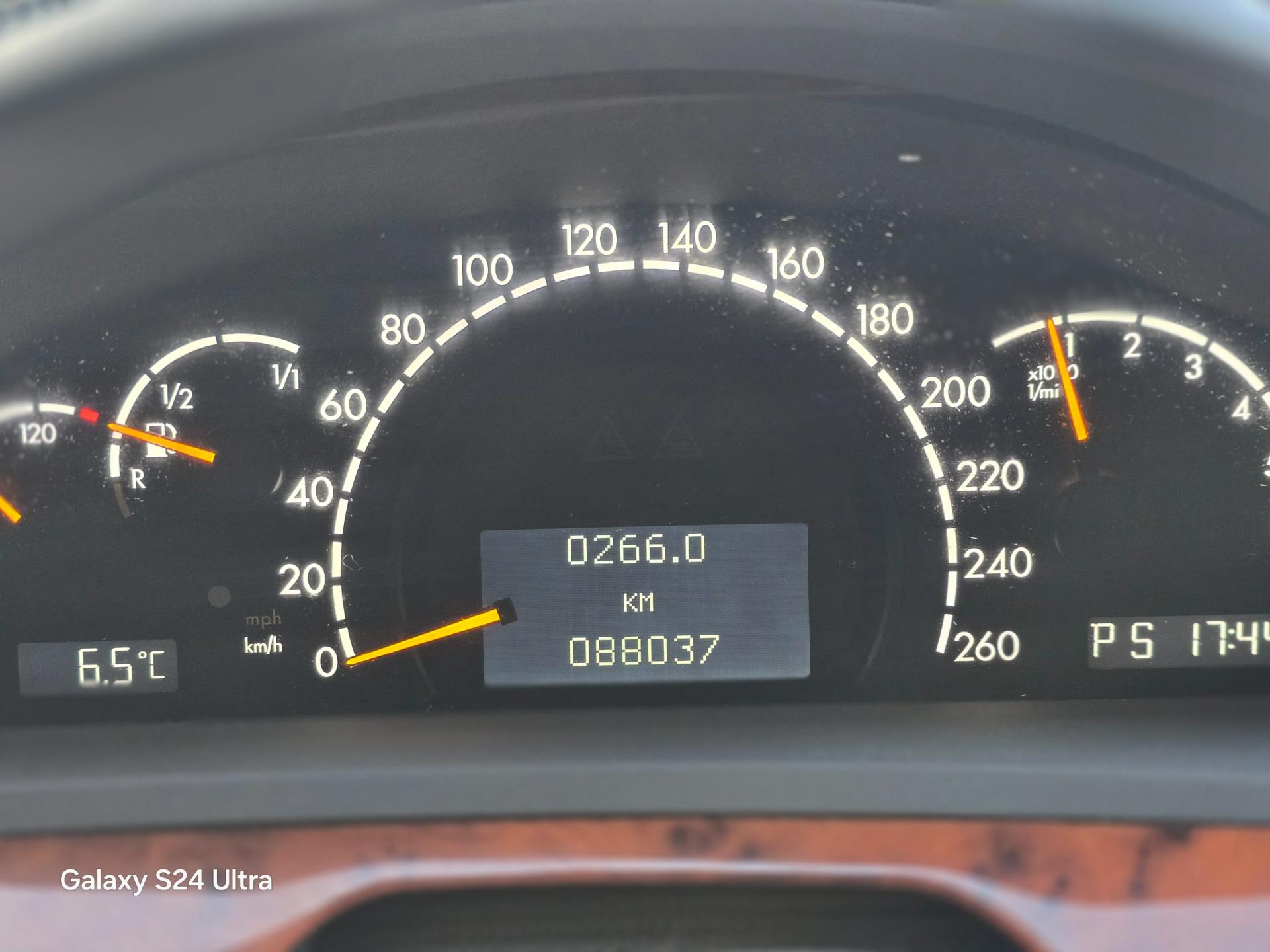 Foto van Mercedes-Benz S 320