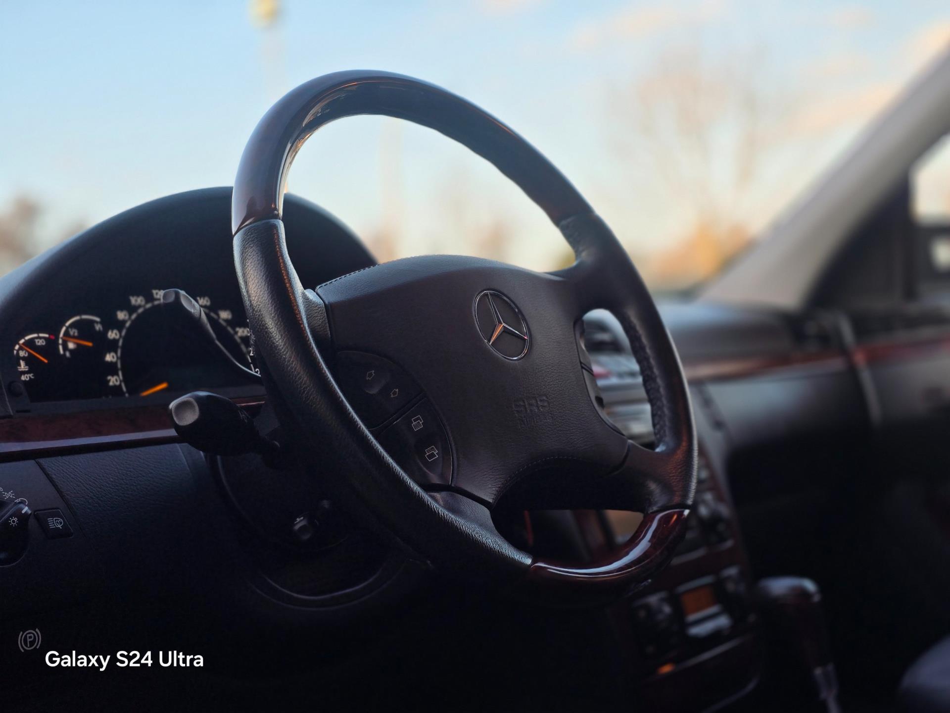 Foto van Mercedes-Benz S 320