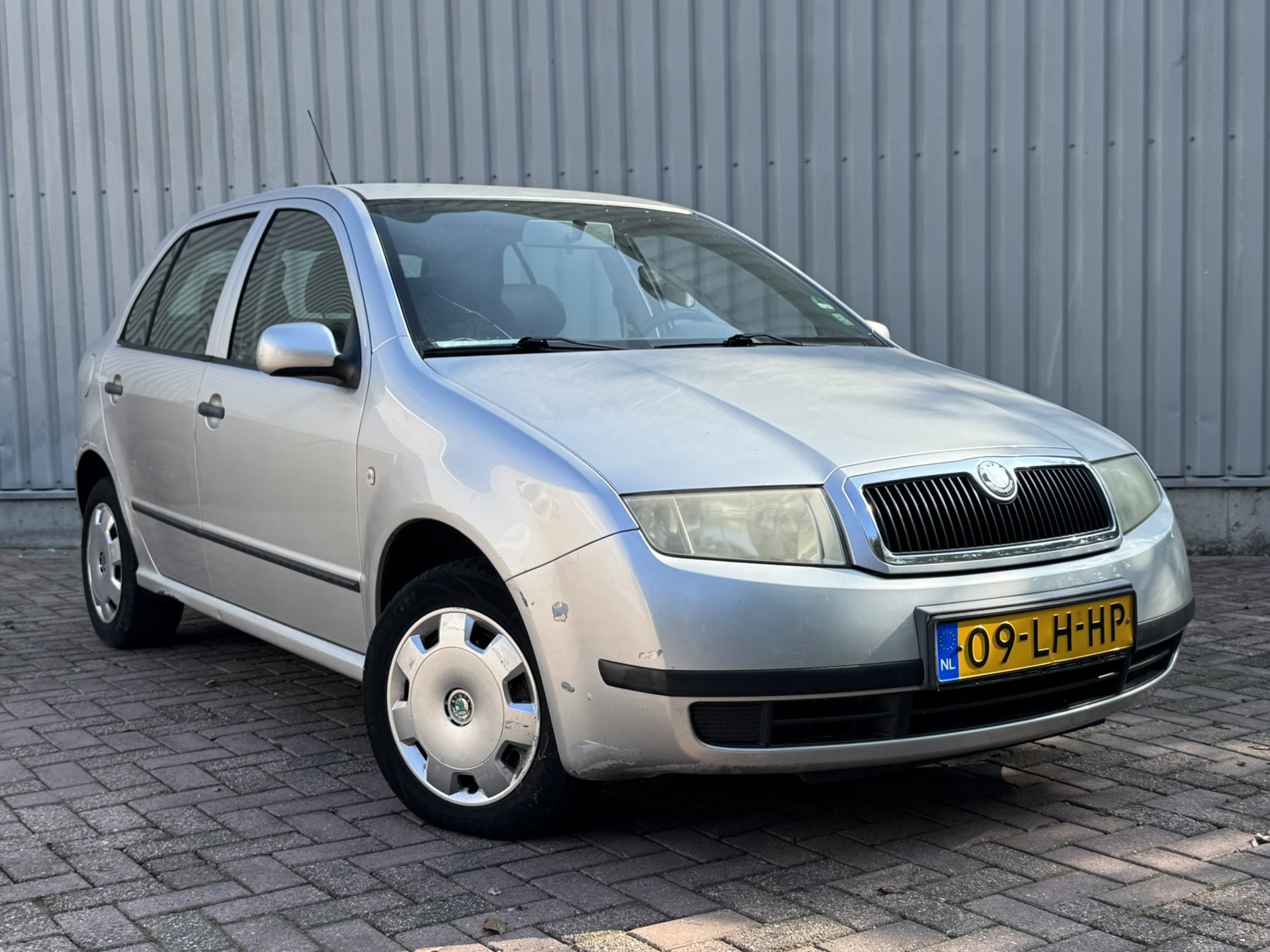Skoda Fabia 1.4-16V Comfort AUTOMAAT 2003 - voorkant
