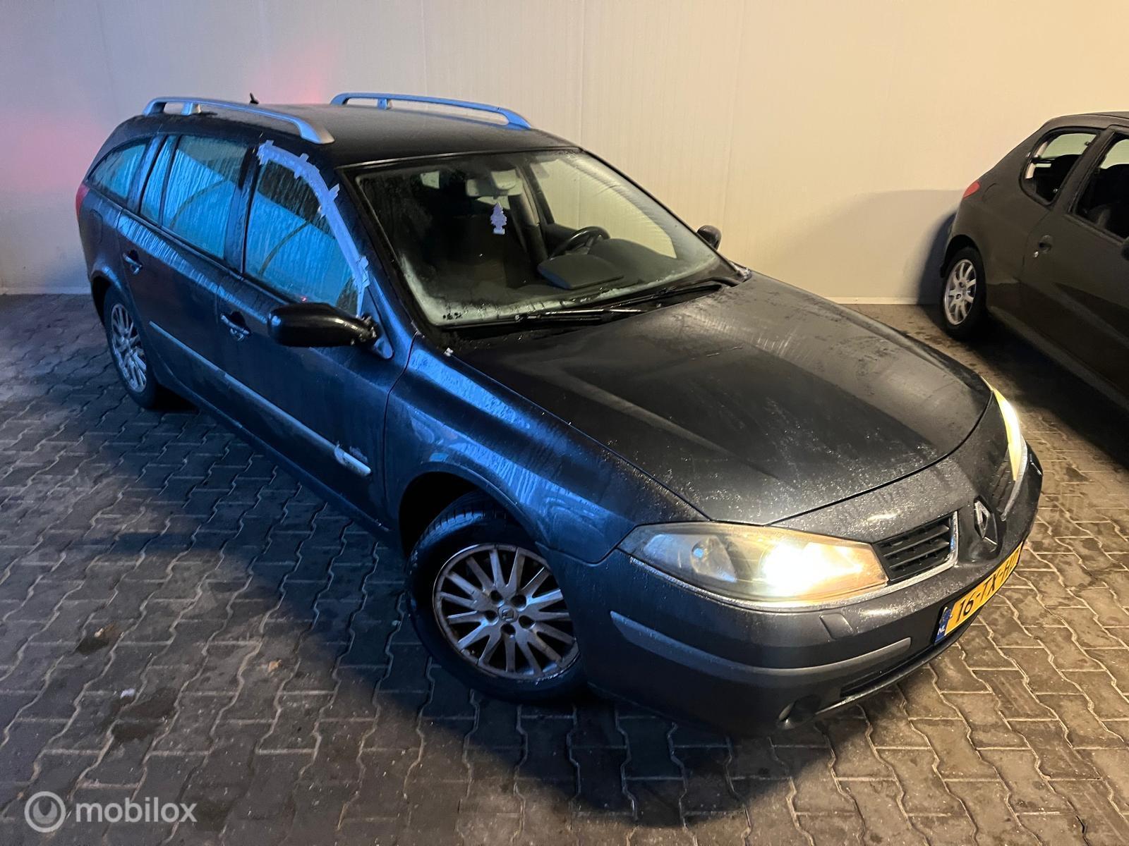 Foto van Renault Laguna Grand Tour