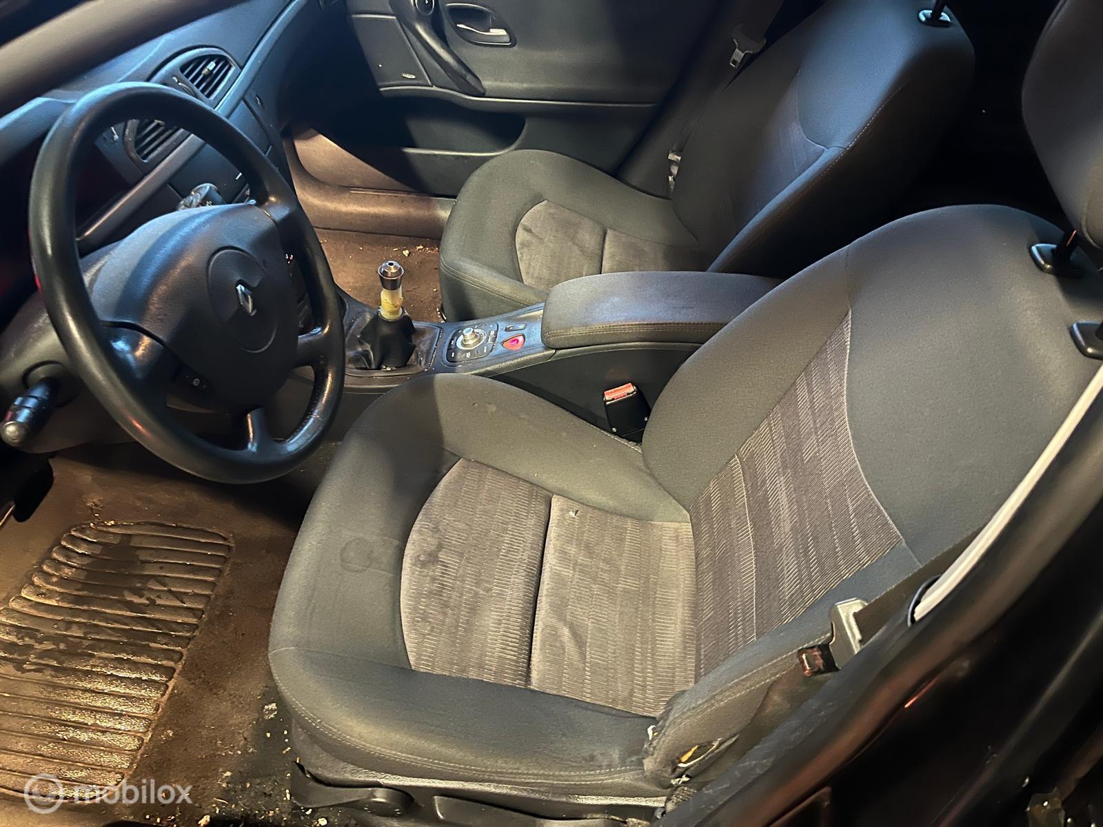Foto van Renault Laguna Grand Tour