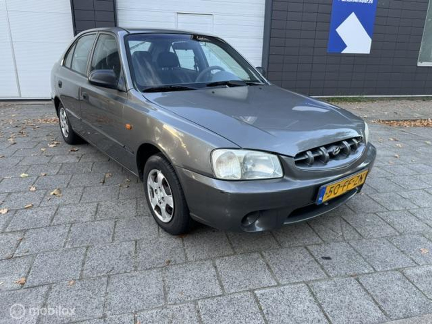 Hyundai Accent 1.5i GLS AUTOMAAT | 5-DEURS |AIRCO |80.000KM! 2000 - voorkant