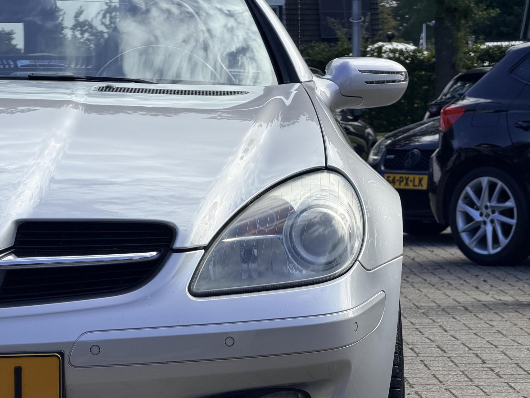Foto van Mercedes-Benz SLK 200 Kompressor