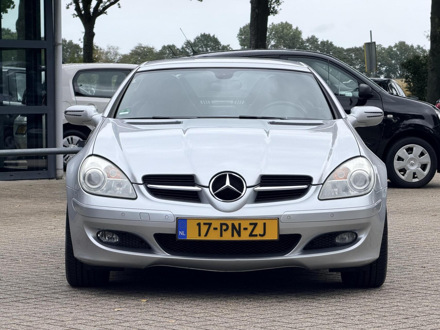Foto van Mercedes-Benz SLK 200 Kompressor