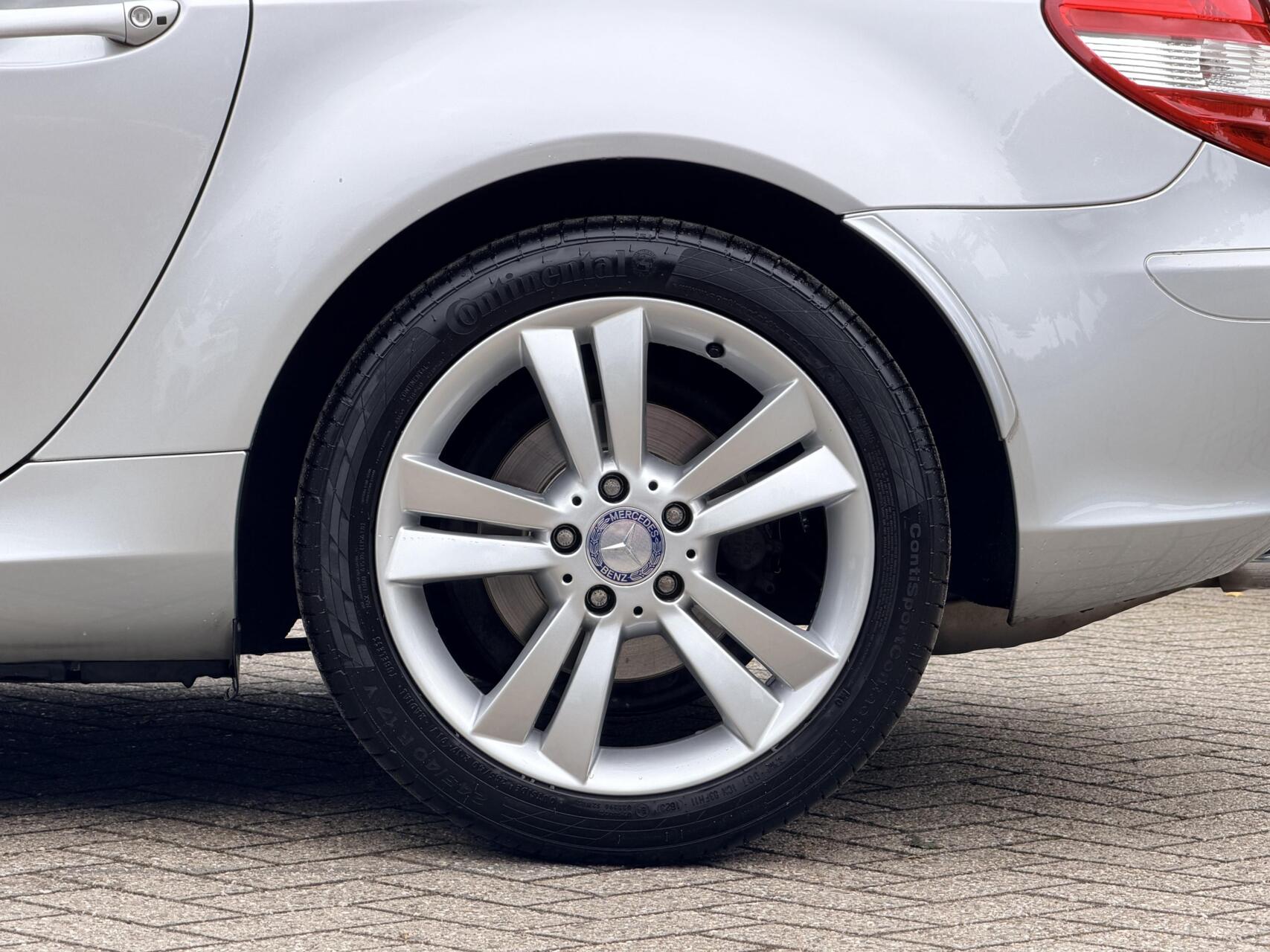 Foto van Mercedes-Benz SLK 200 Kompressor
