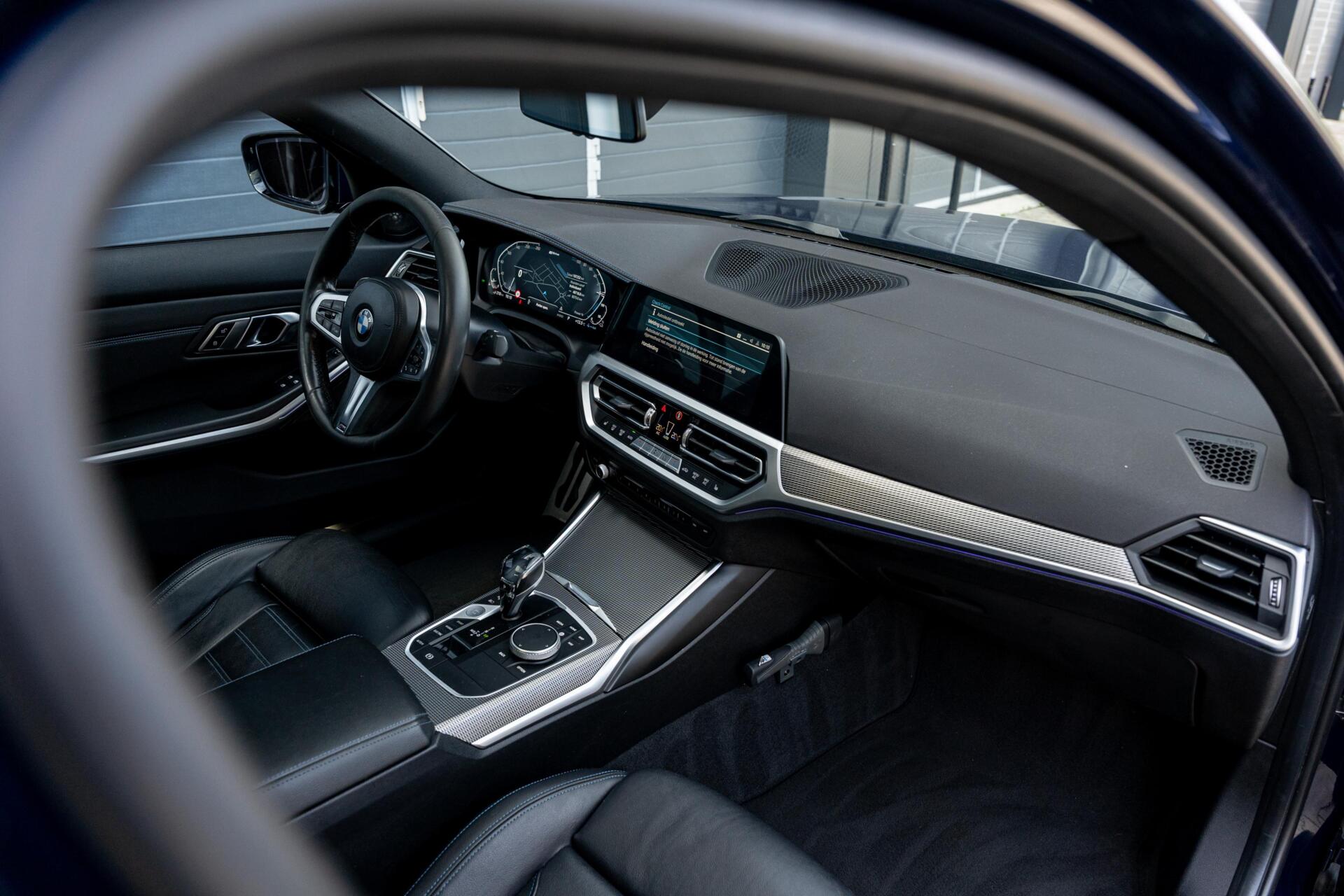 Foto van BMW 330e