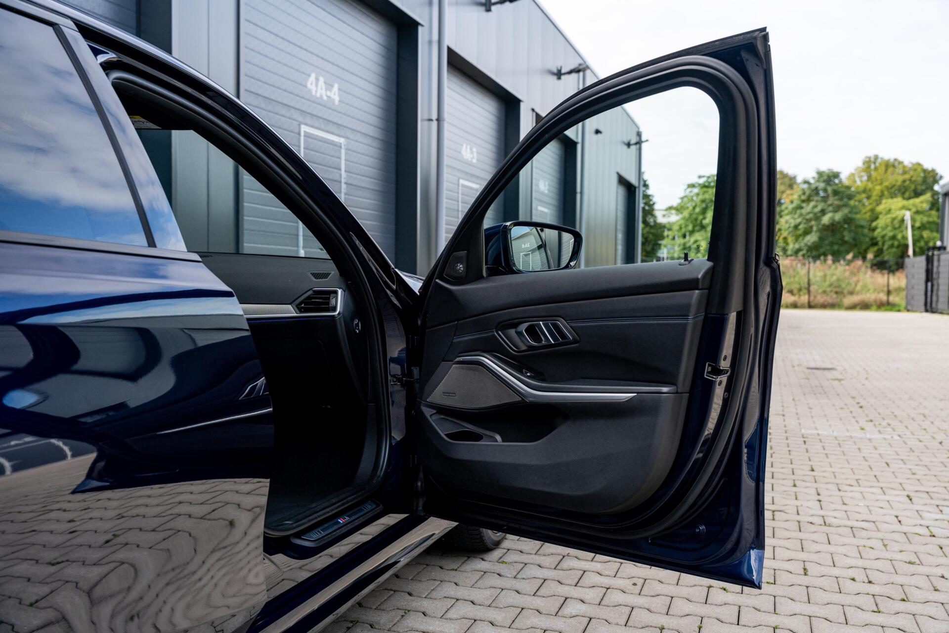 Foto van BMW 330e