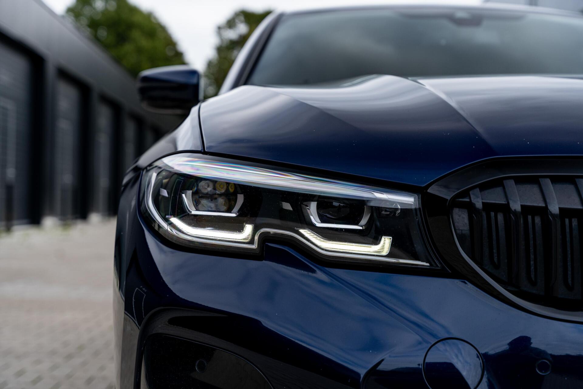 Foto van BMW 330e