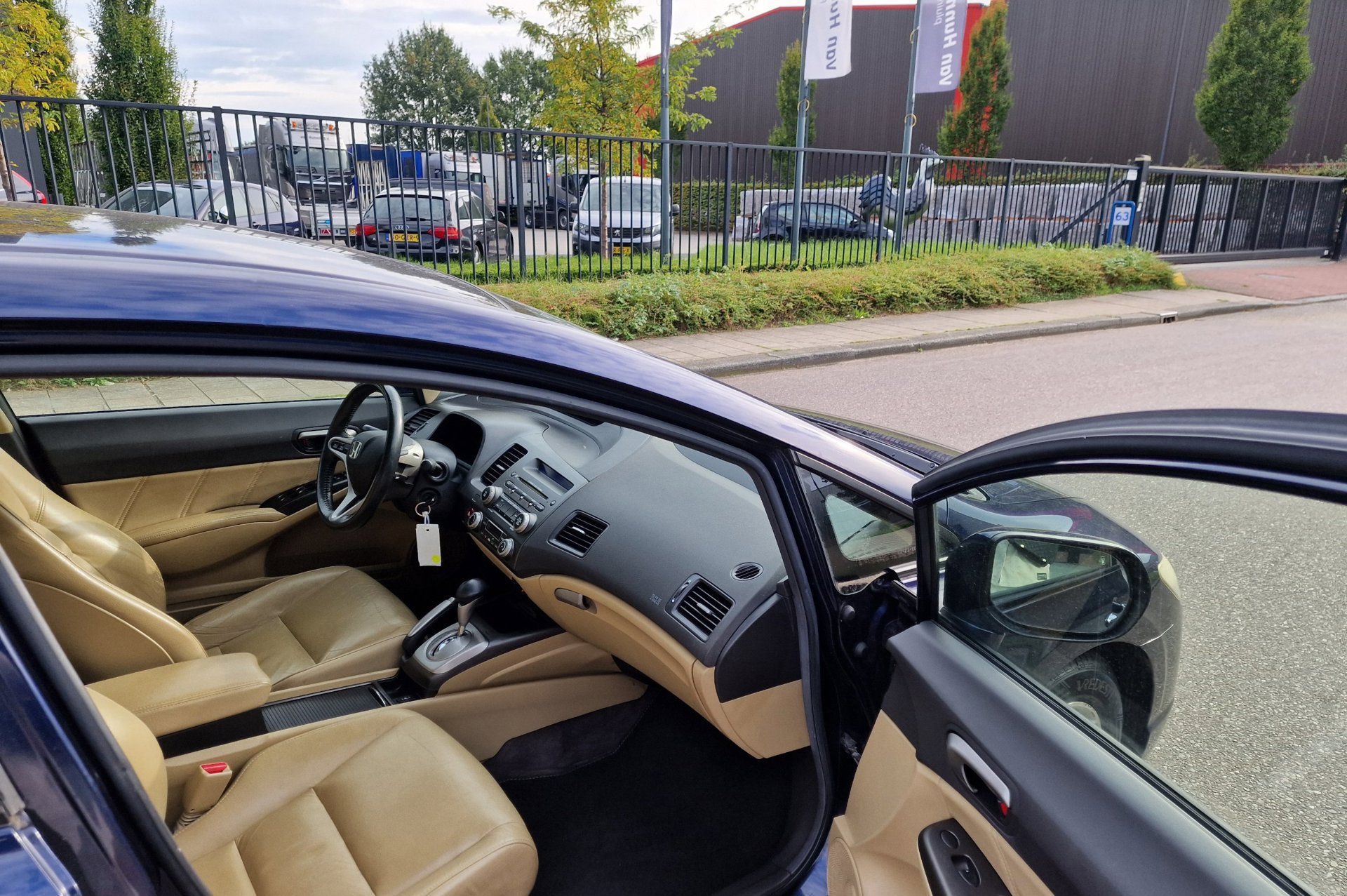 Foto van Honda Civic 4dr Hybrid