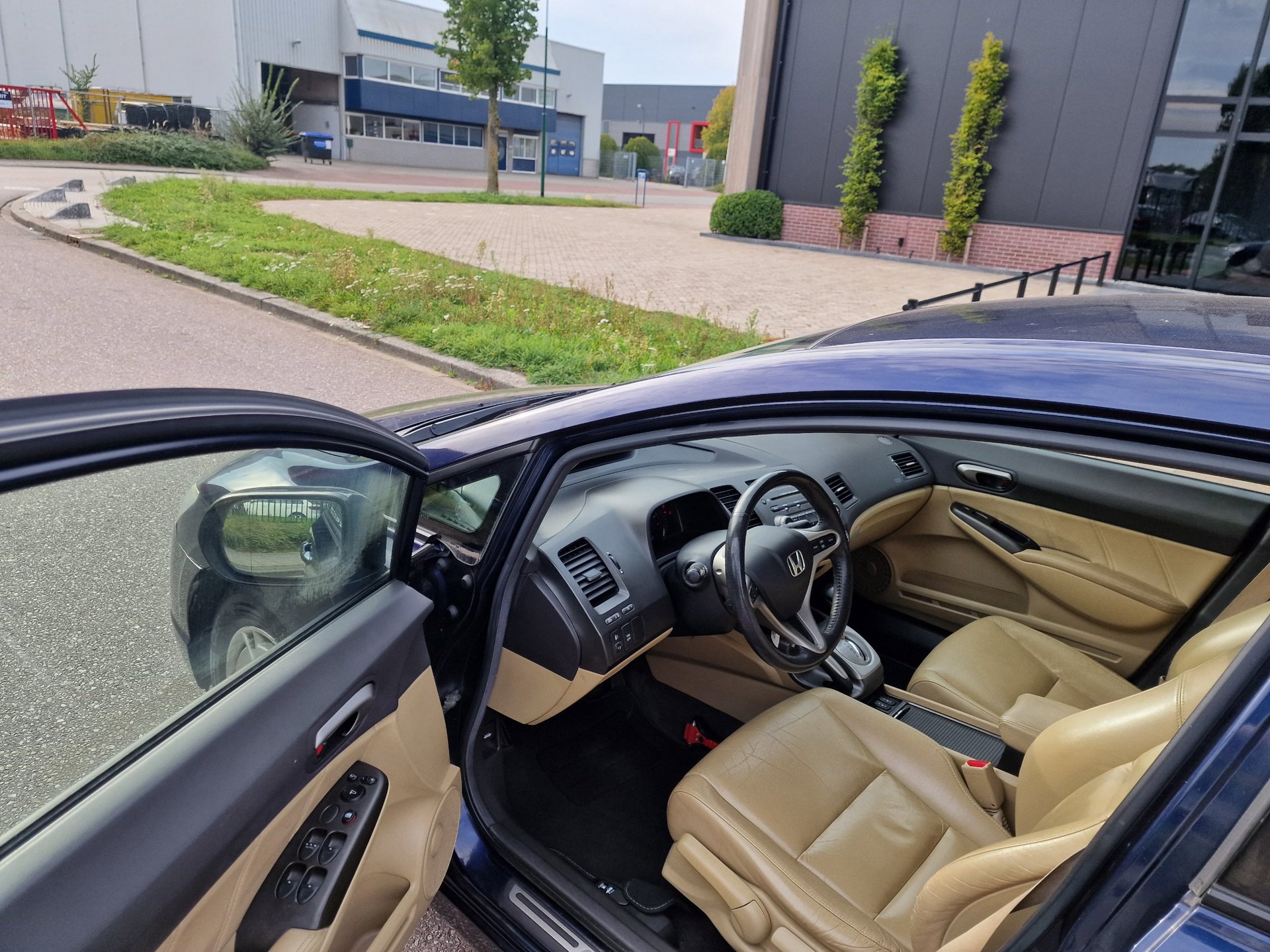 Foto van Honda Civic 4dr Hybrid