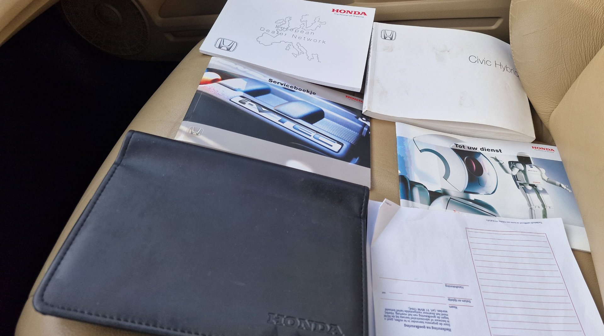Foto van Honda Civic 4dr Hybrid