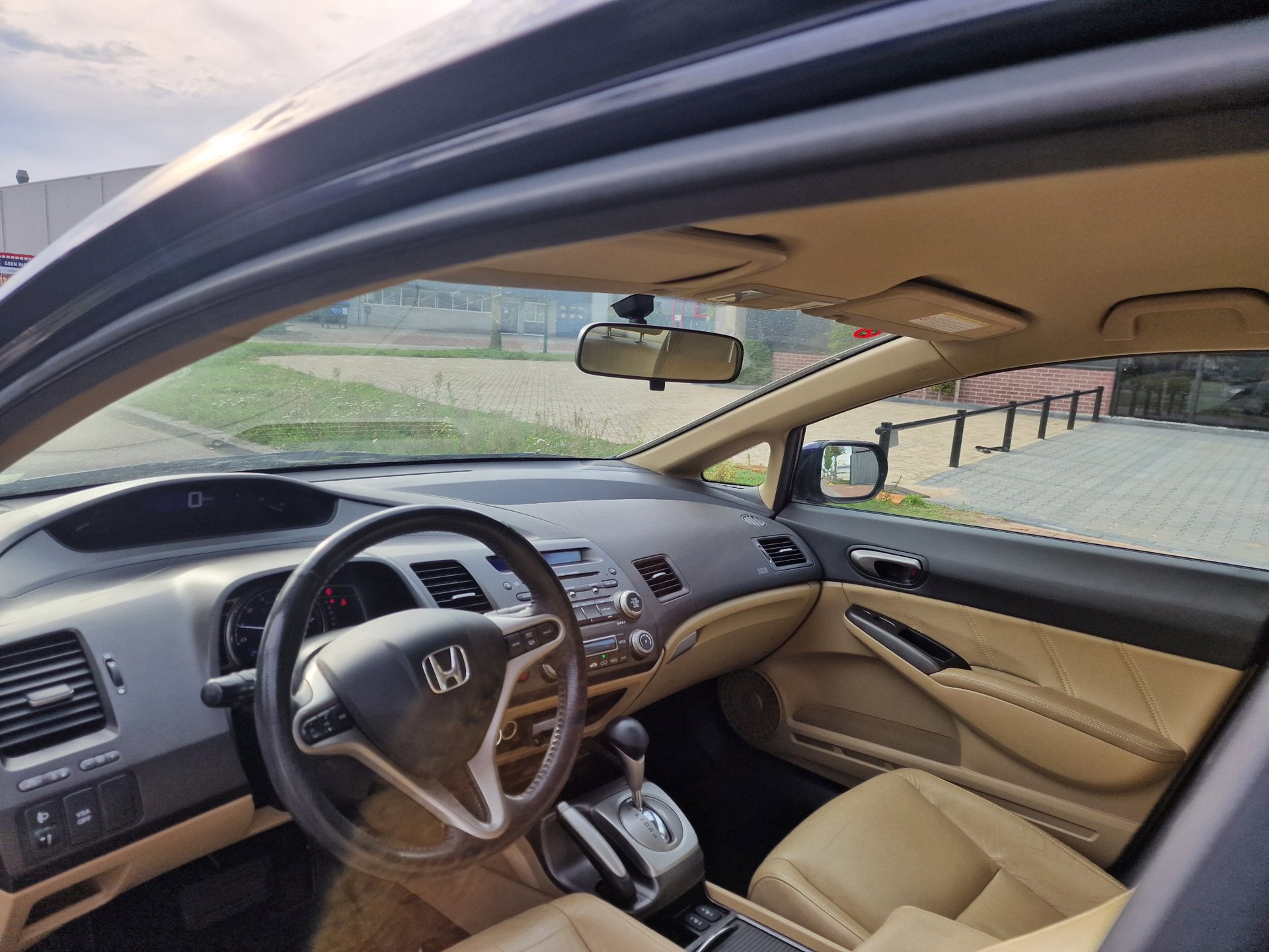 Foto van Honda Civic 4dr Hybrid