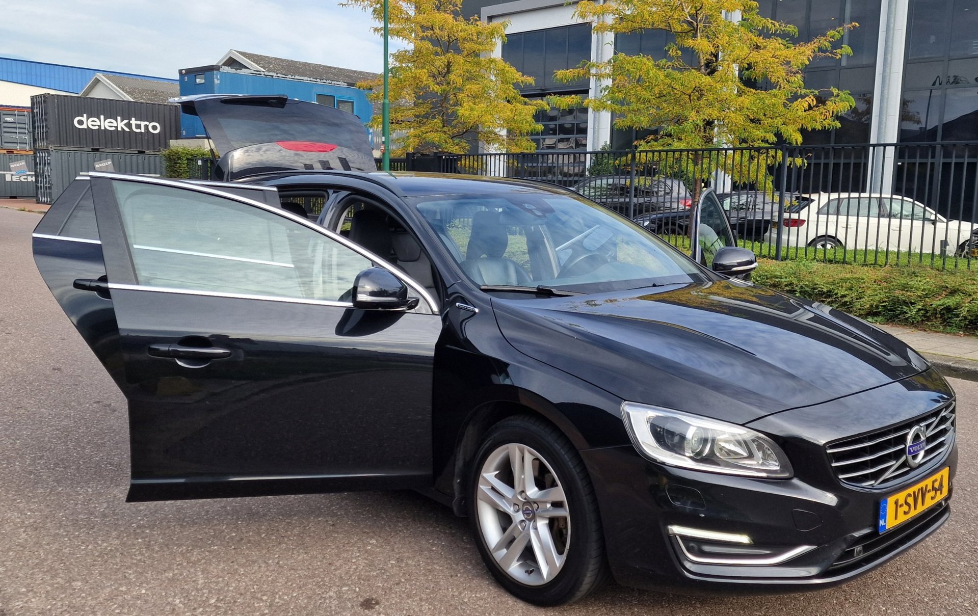 Foto van Volvo V60 Plug In Hybrid