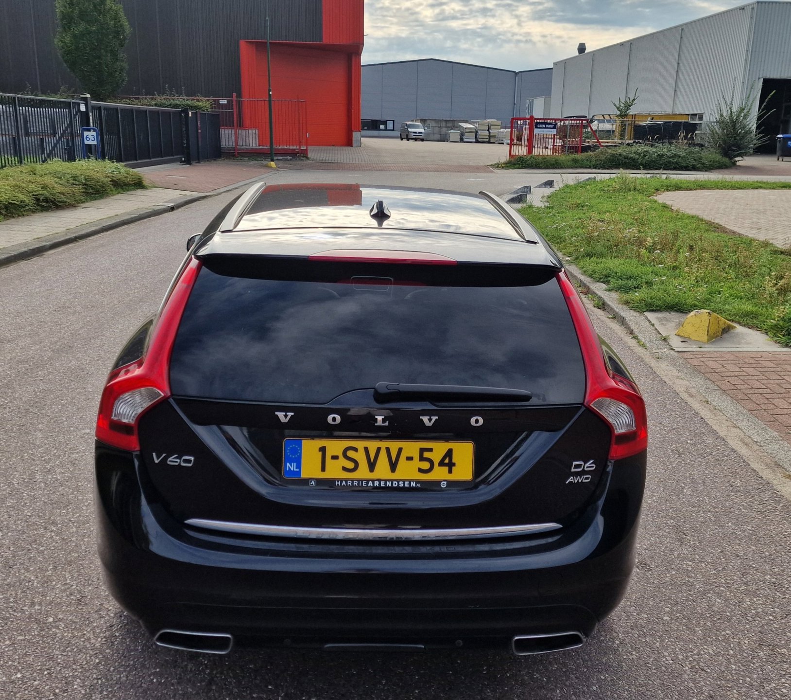Foto van Volvo V60 Plug In Hybrid
