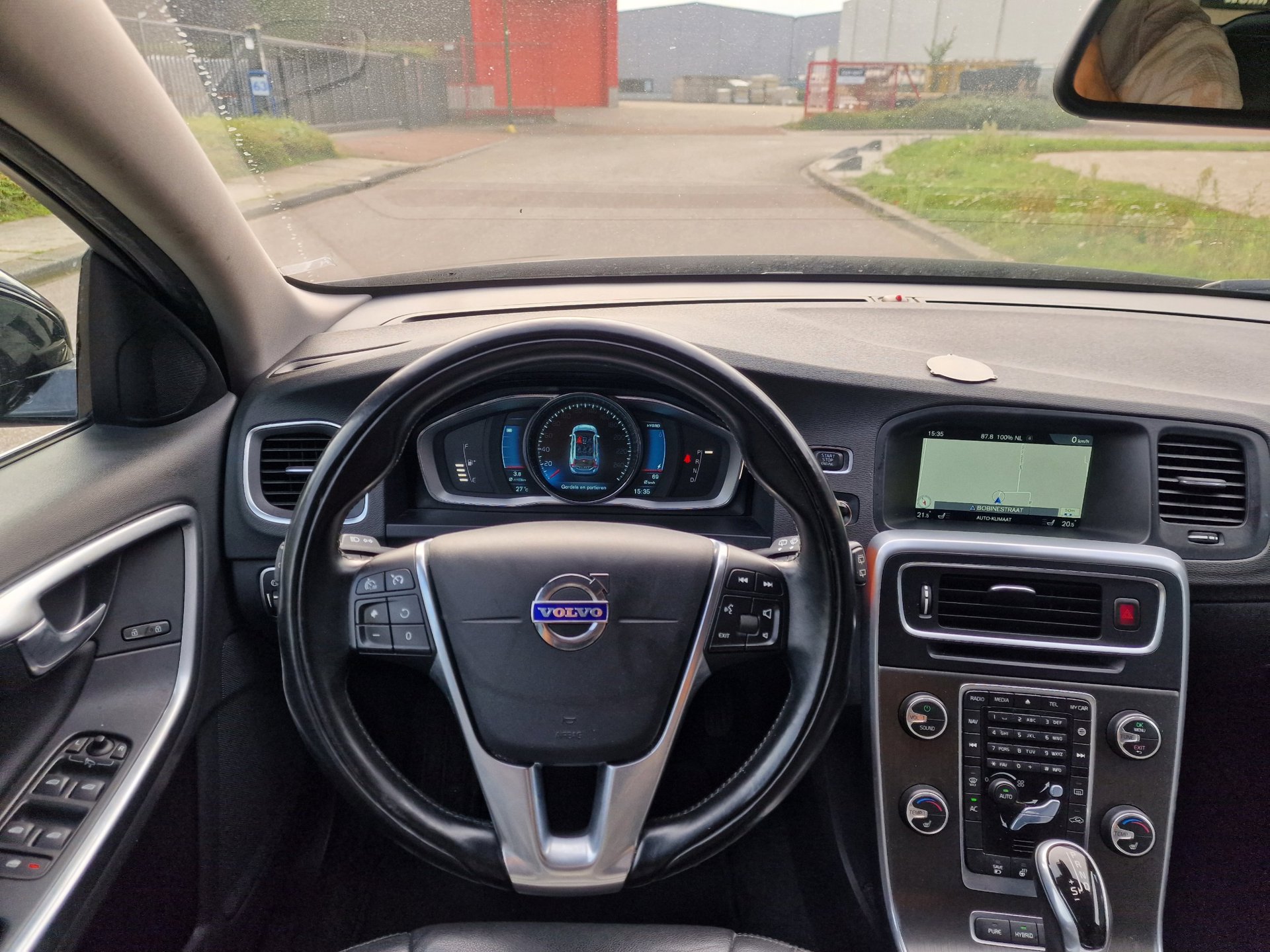 Foto van Volvo V60 Plug In Hybrid