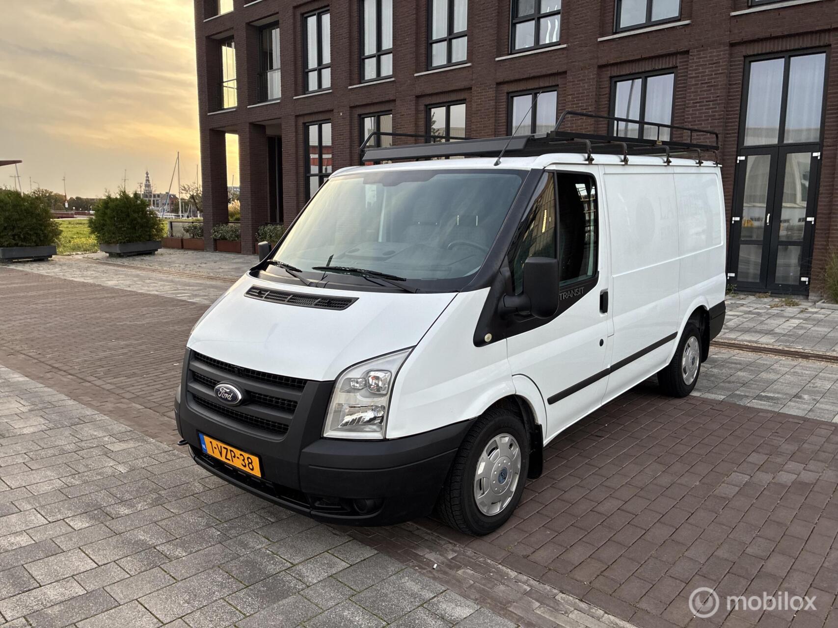 Ford Transit/tourneo 260S 2.2 TDCI Economy Edition Airco Ex btw ! 2012 - voorkant