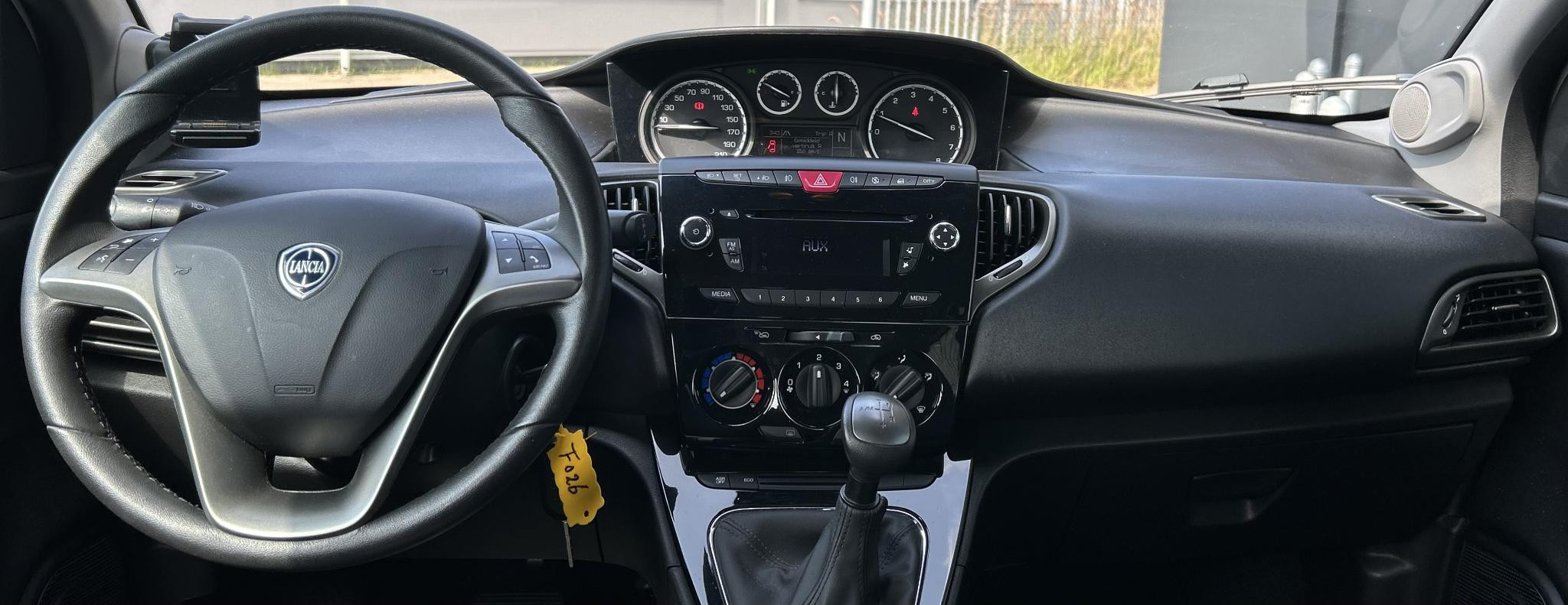 Foto van Lancia Ypsilon