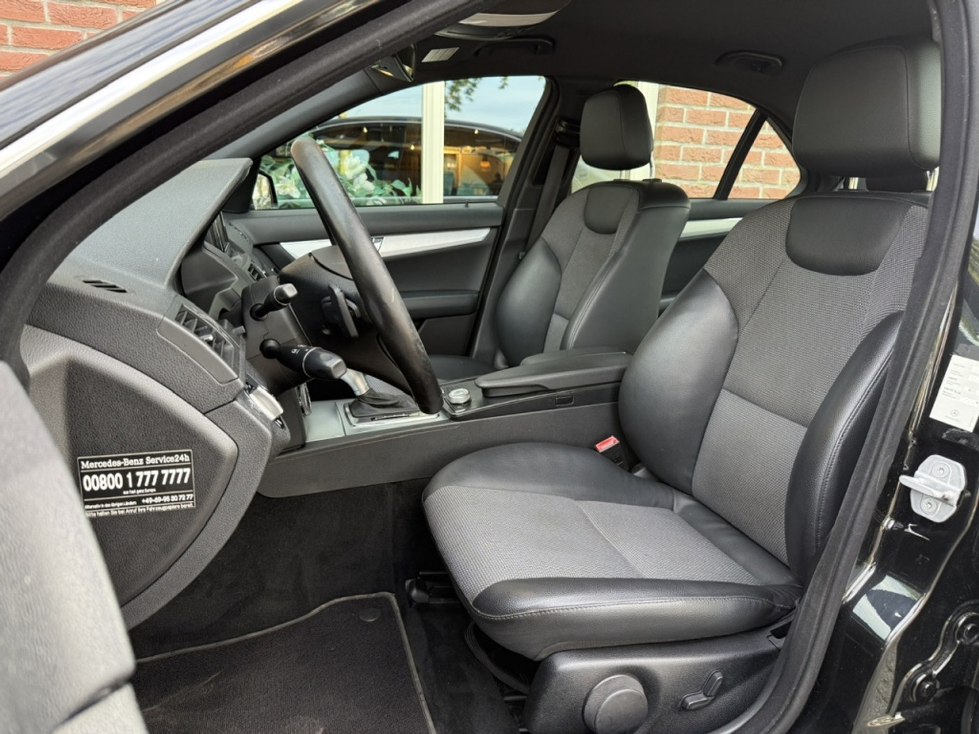 Foto van Mercedes-Benz C 200 Kompressor