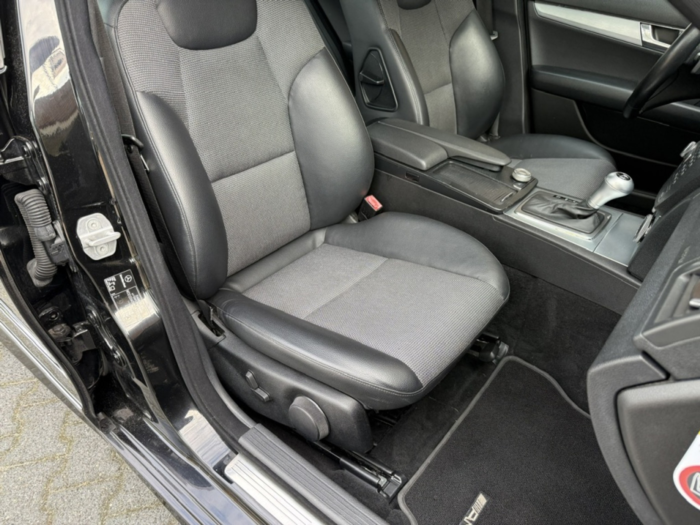 Foto van Mercedes-Benz C 200 Kompressor