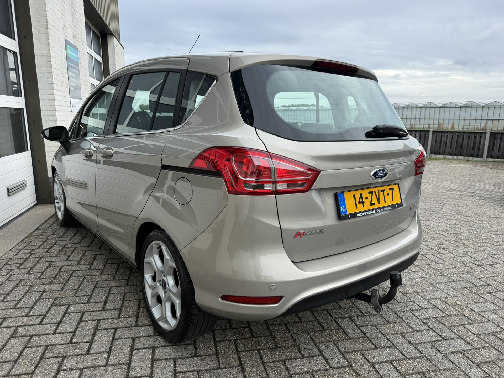 Foto van Ford B-max