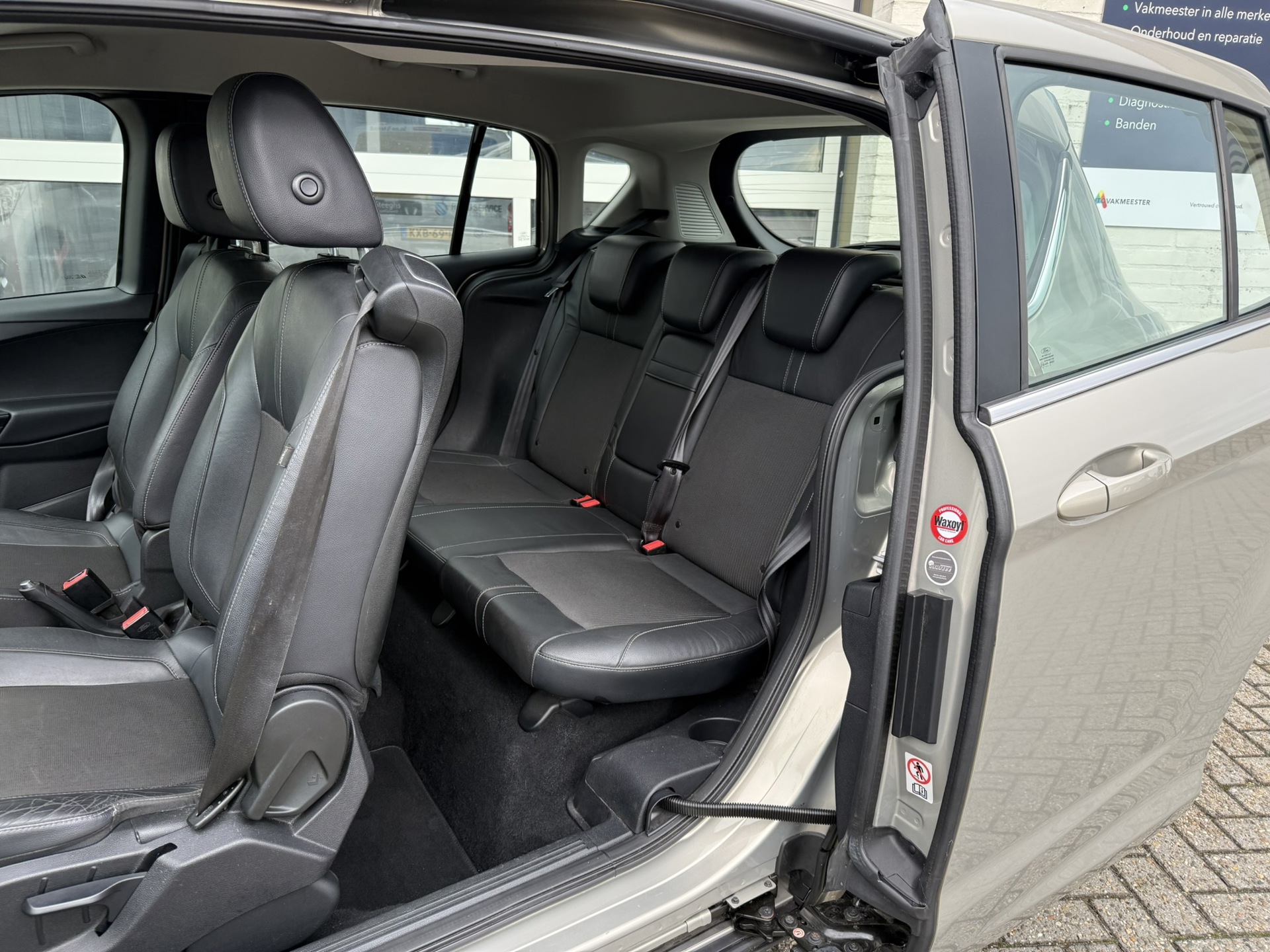 Foto van Ford B-max