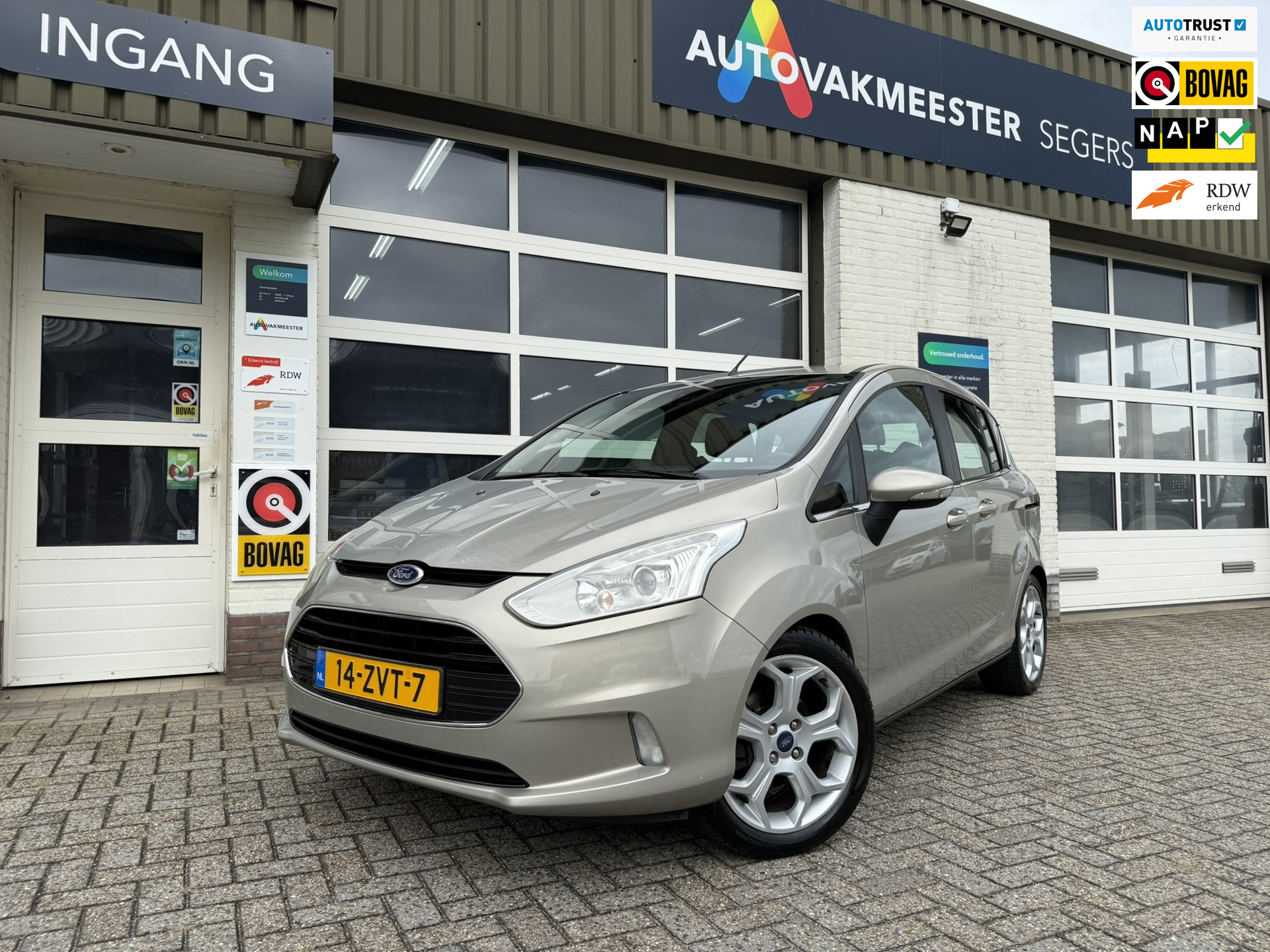 Ford B-max 1.0 EcoBoost Titanium|Airco|PDC|NAP|Trekhaak| 2013 - voorkant