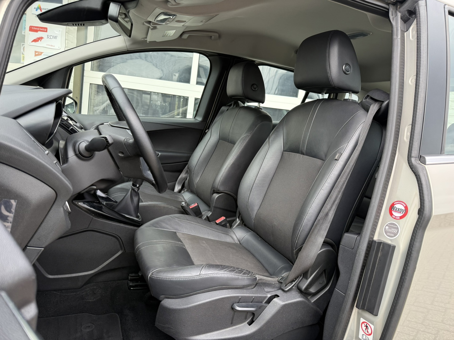 Foto van Ford B-max