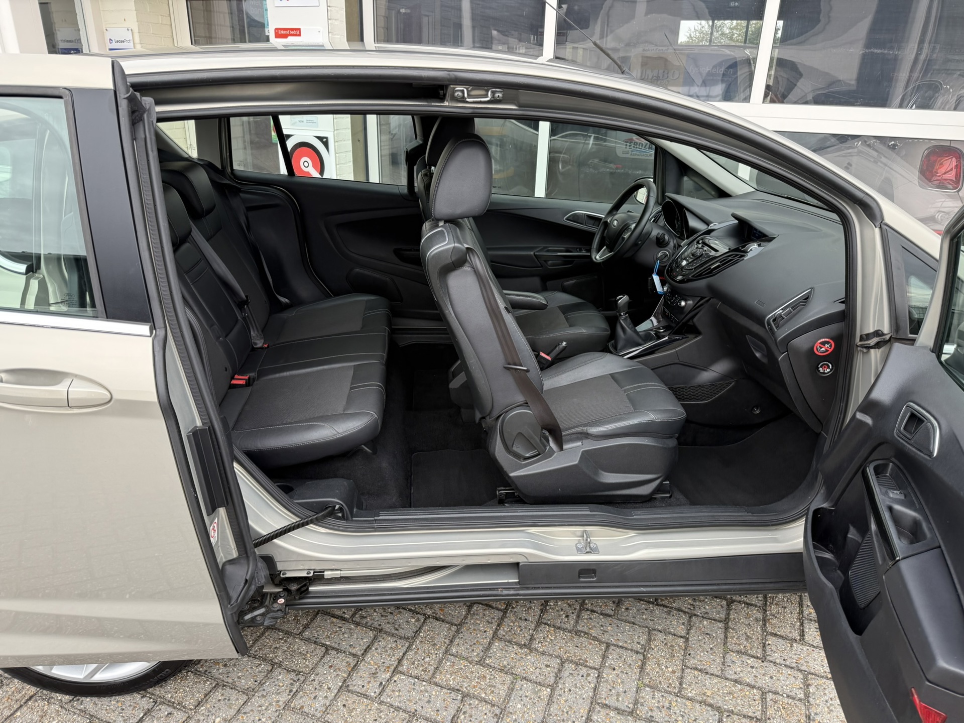 Foto van Ford B-max