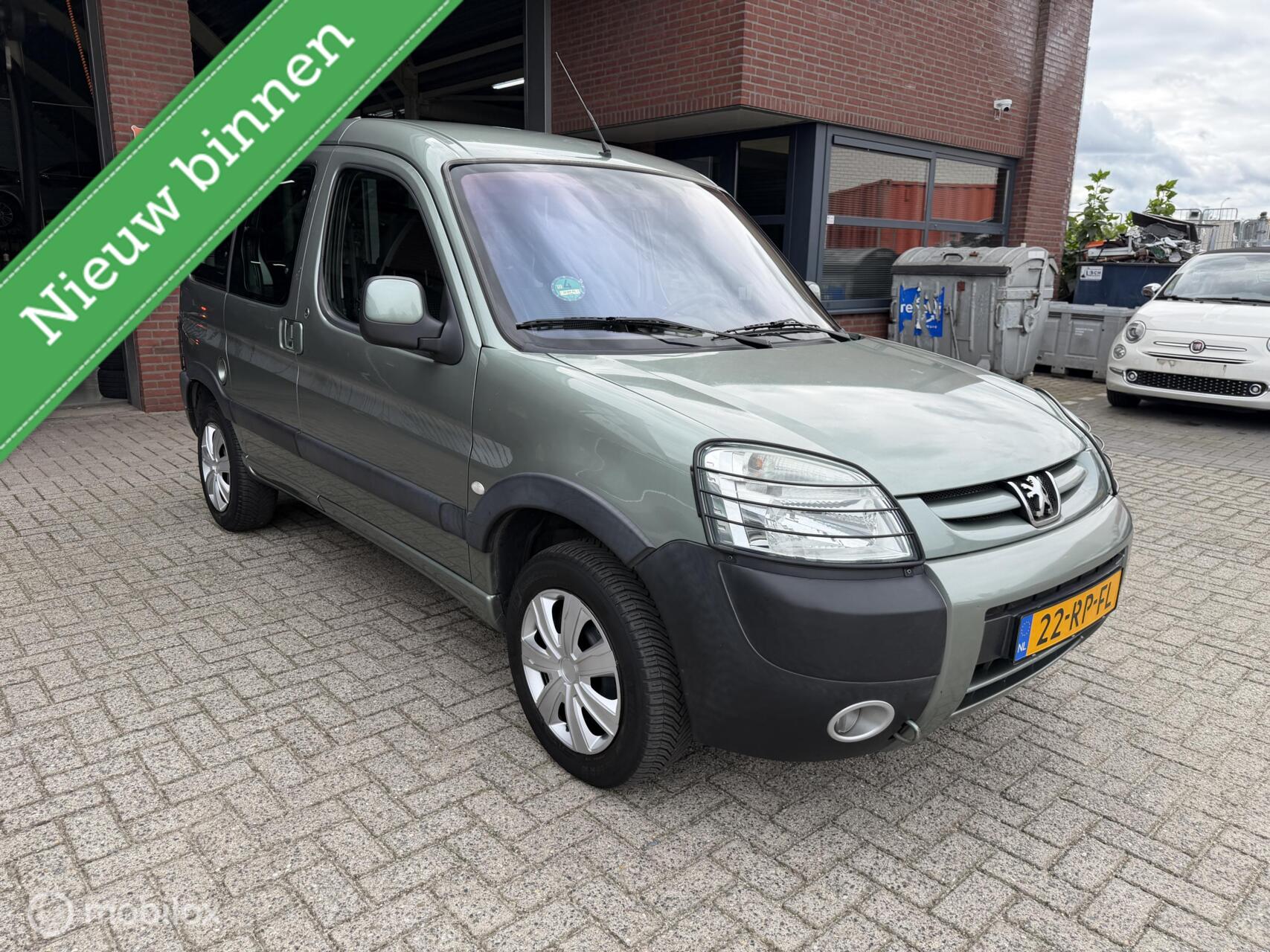 Foto van Peugeot Partner