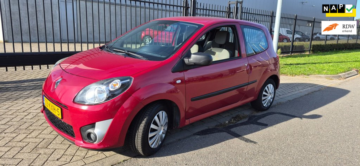 Renault Twingo Ii 1.2-16V Authentique 2010 - voorkant