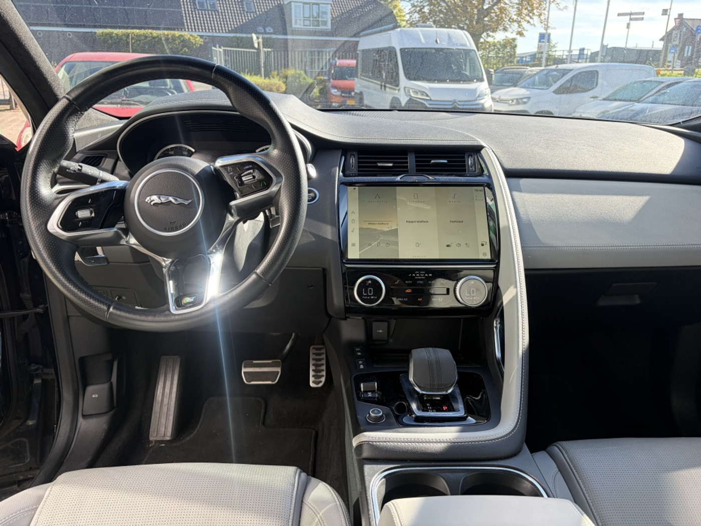 Foto van Jaguar Jaguar E-pace