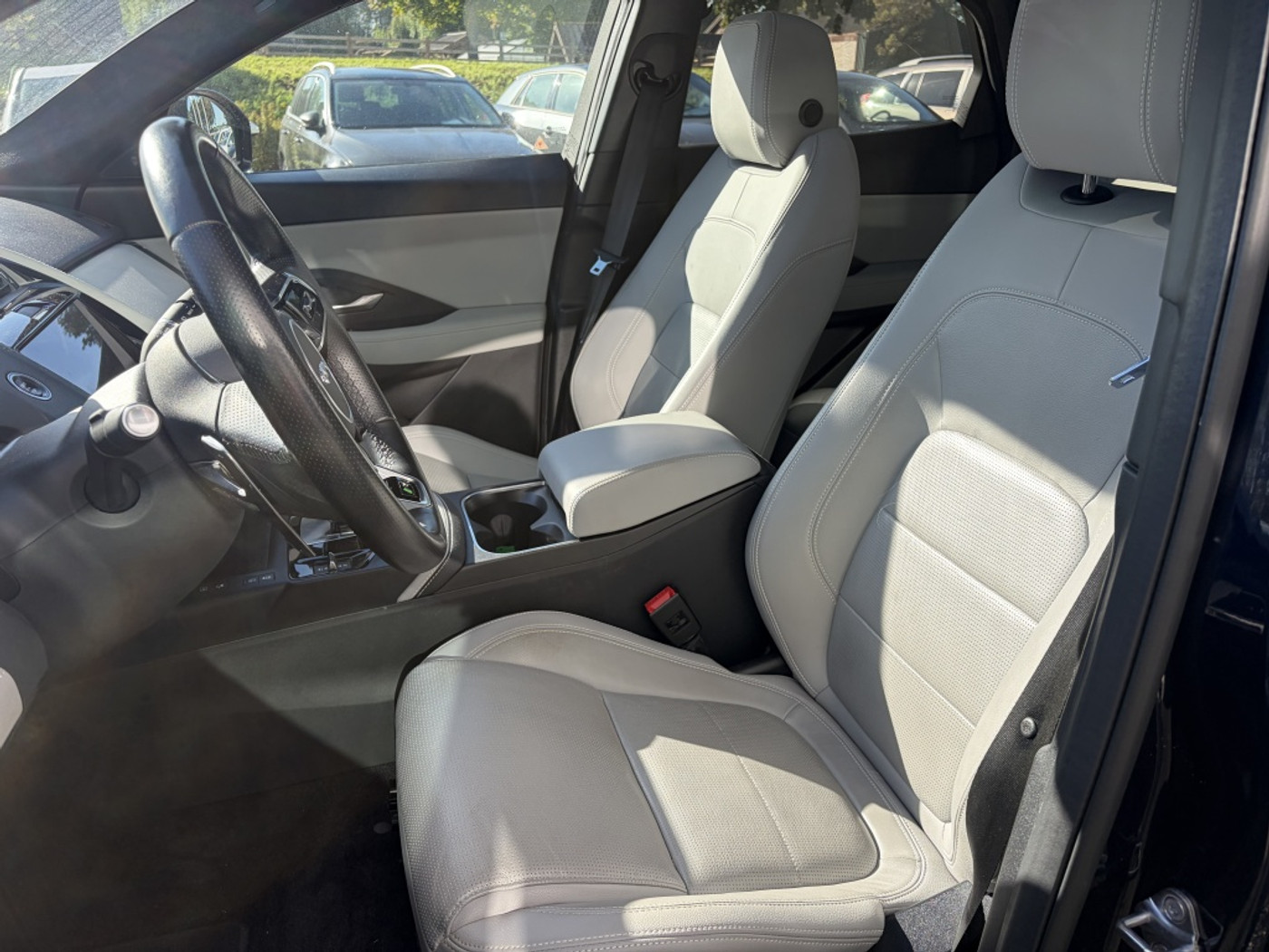 Foto van Jaguar Jaguar E-pace