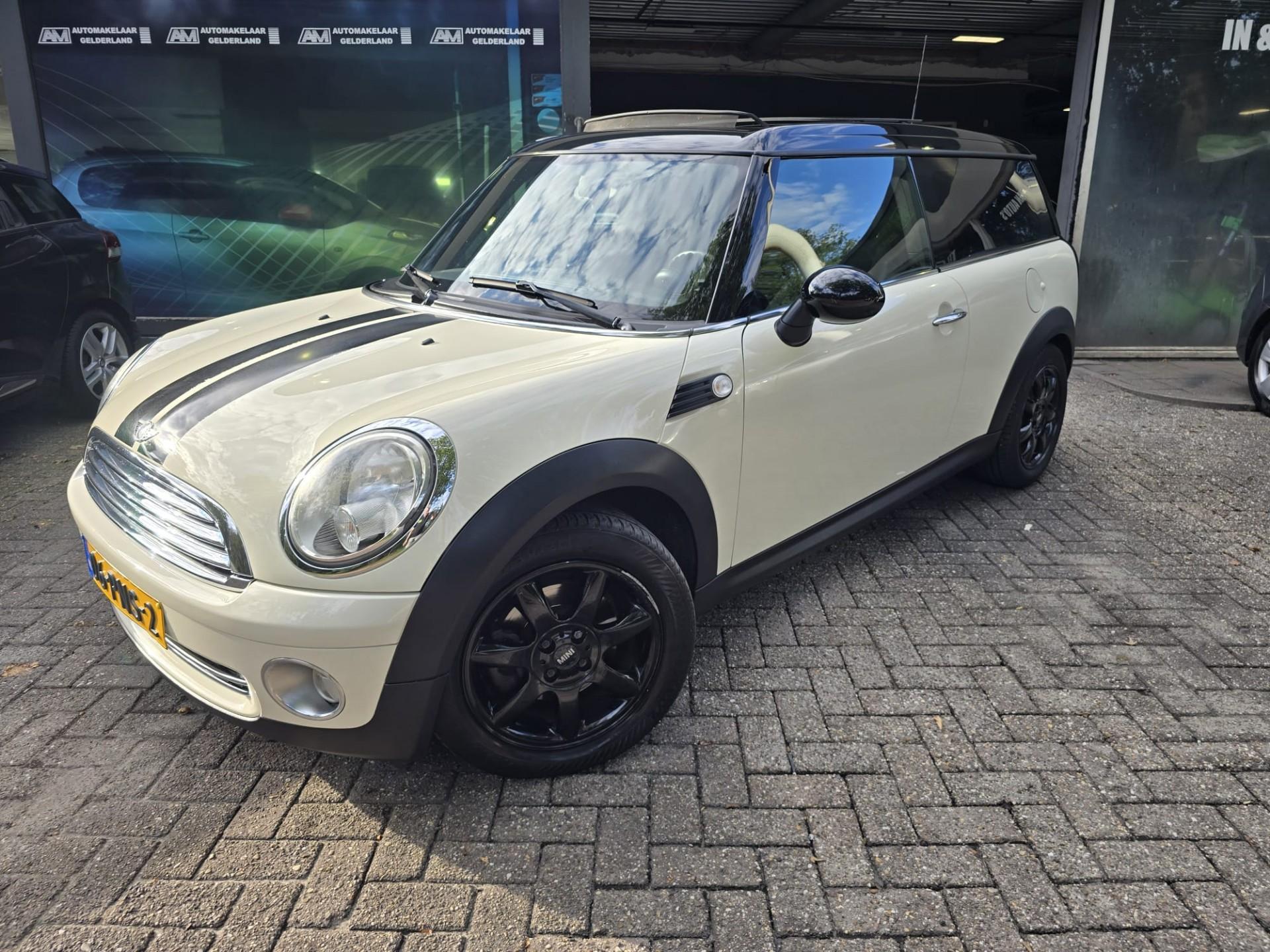 Mini Cooper Clubman 1.6 Cooper Business Line | 3/6 OF 12MND GARANTIE 2011 - voorkant