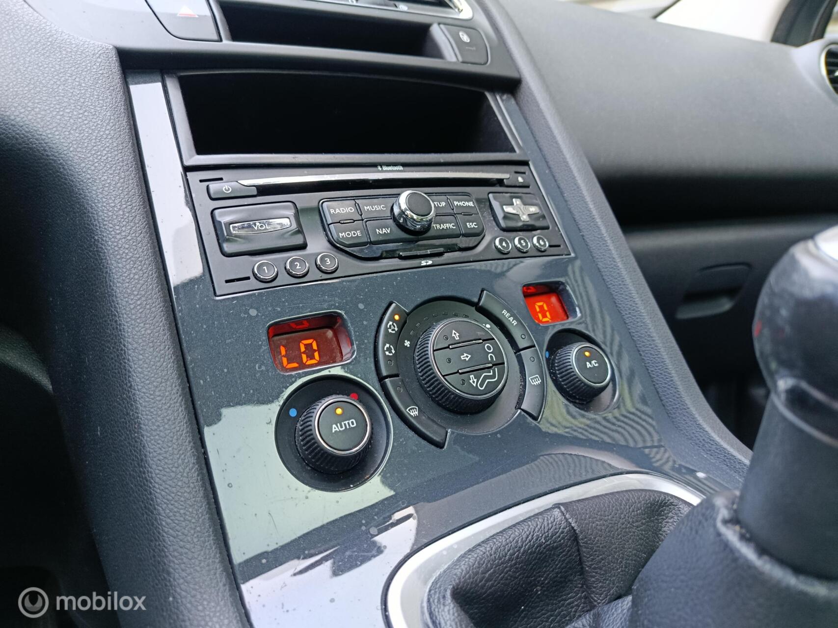 Foto van Peugeot 5008