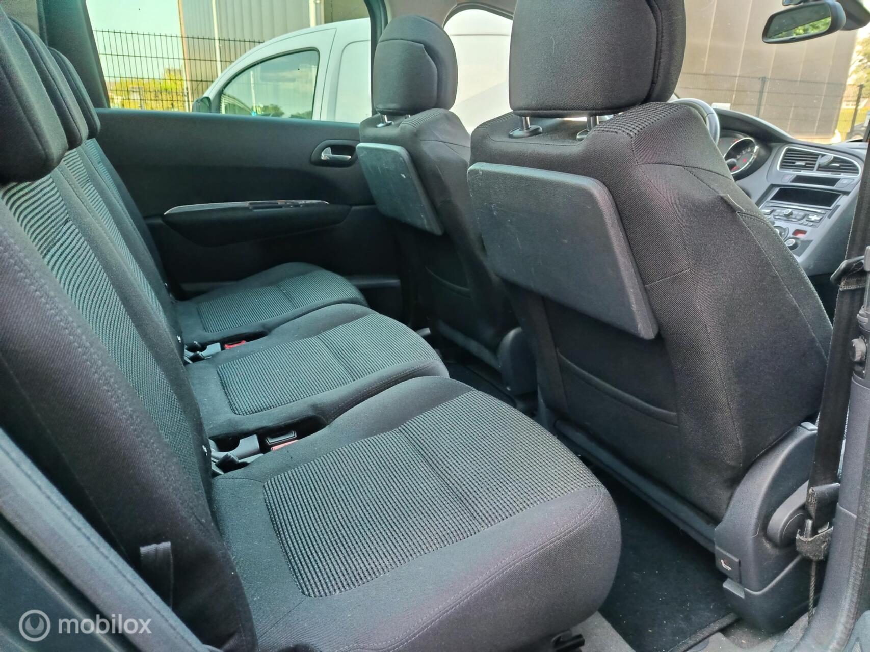 Foto van Peugeot 5008